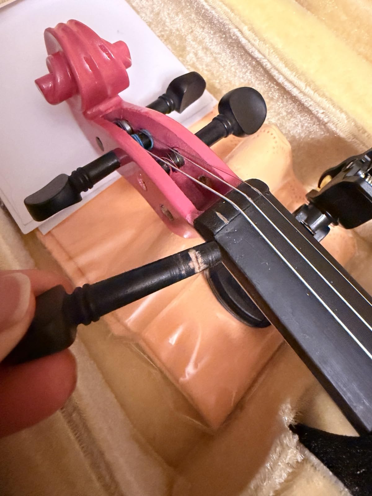 Crafteem Handcrafted Premium Violin Outfit for Kids Beginner, Student, and Adults - Perfect Your Sound and Unlock Your Musical Potential with Confidence (Matte Antique, 1/4) customer photo 2