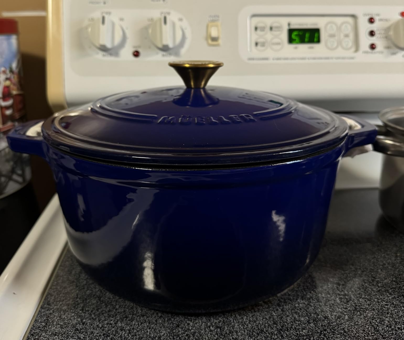 Mueller DuraCast 6 Quart Enameled Cast Iron Dutch Oven Pot with Lid | Sourdough Bread Baking, PFOA-Free, 500F Oven Safe - All Cooktops incl. Induction, Braising & Slow Cooking, Emerald customer photo 2