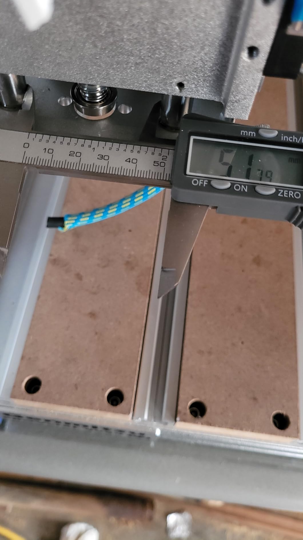 Genmitsu PROVerXL 4030 V2 CNC Router Machine with Closed-Loop Stepper Motor | Closed-Loop NEMA 23 Motors, 400W Spindle for Wood, Metal, Acrylic, PCB & MDF, 400 x 300 x 110mm Work Area customer photo 1