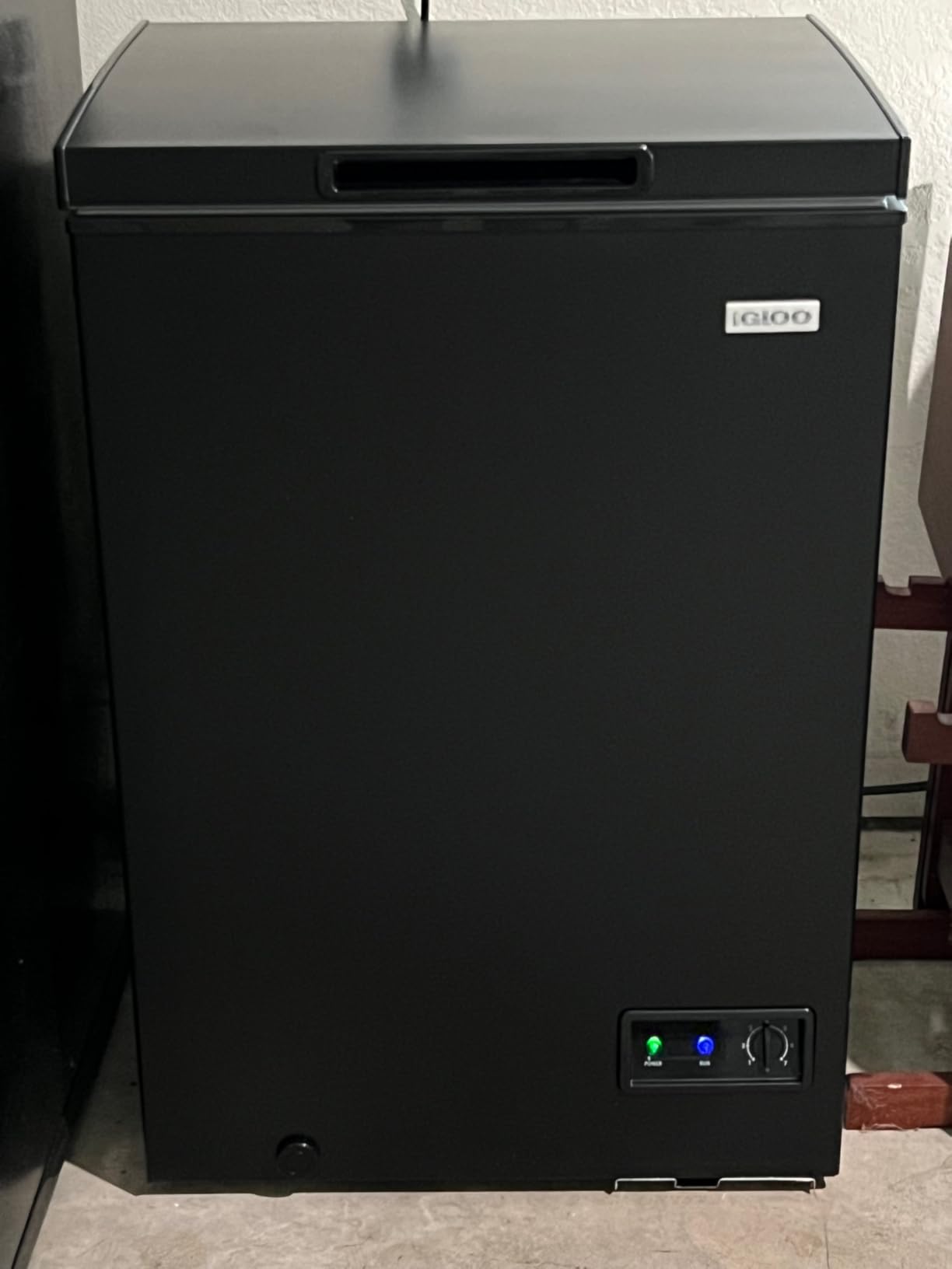 Igloo 3.5 Cu Ft. Upright Deep Freezer - Quick Freezing System & Adjustable Thermostat, Black customer photo 2