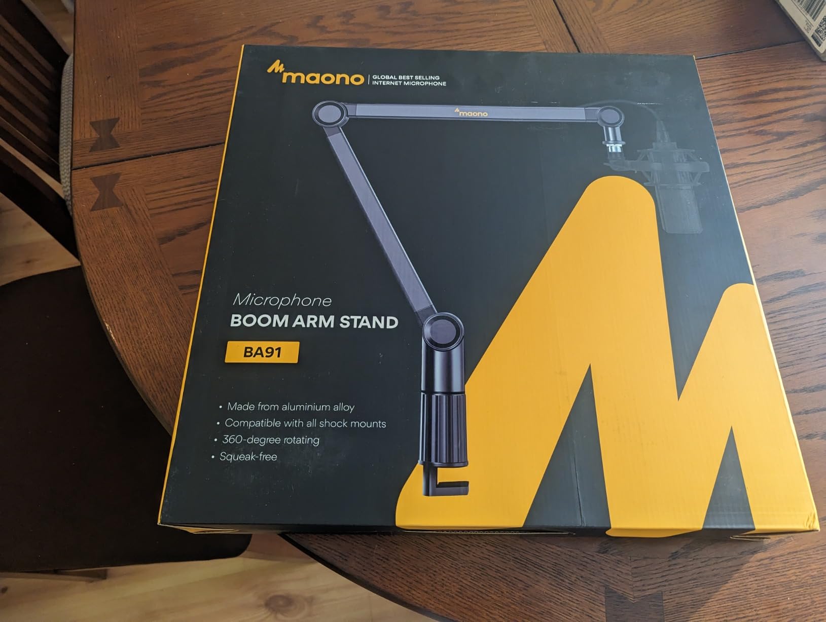 MAONO BA92 Low Profile Mic Boom Arm, Cable Management Microphone Stand | Heavy-duty adjustable desk clamp, metal construction, podcast studio streaming, clean desktop setups, black finish customer photo 2
