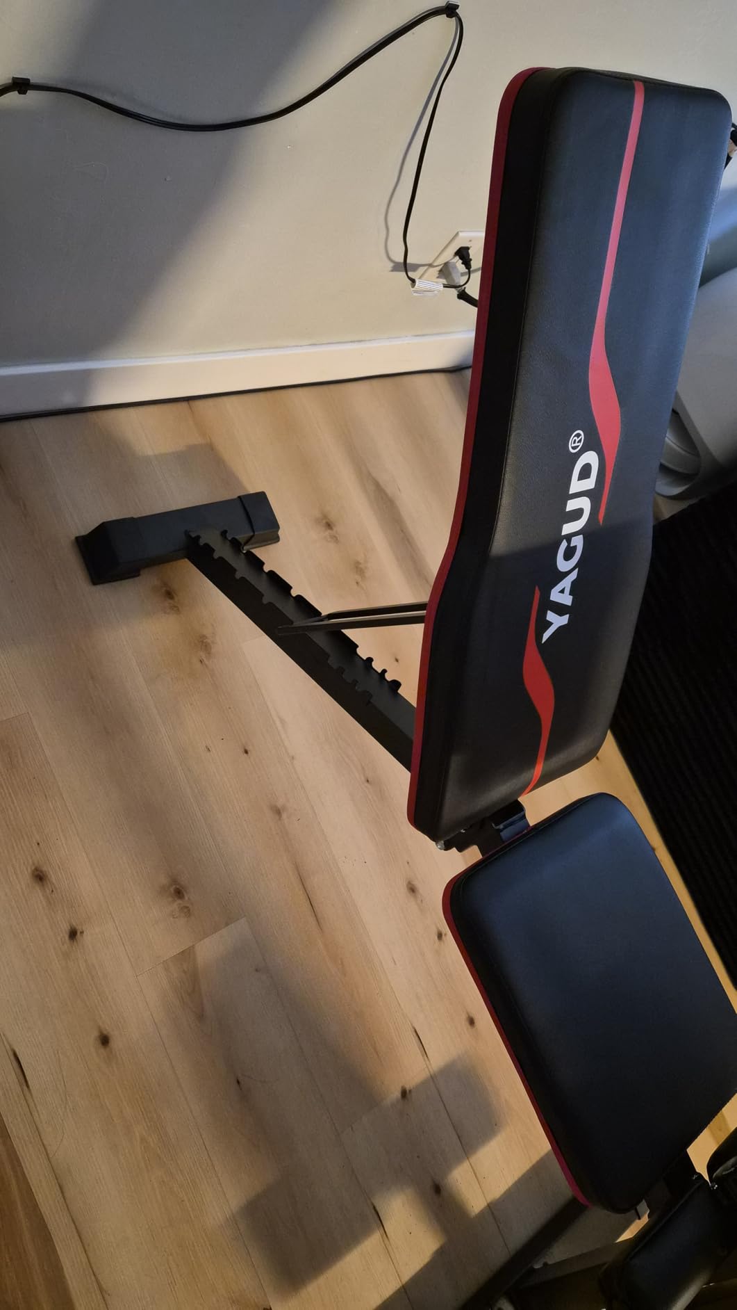 Yagud Weight Bench Press, Adjustable Workout Bench, Foldable Strength Bench | 8 Levels Adjustable, 880LBS Capacity Weight Bench with Fast 2-Sec Folding, Incline & Decline Positions for Full-Body Home Gym customer photo 1