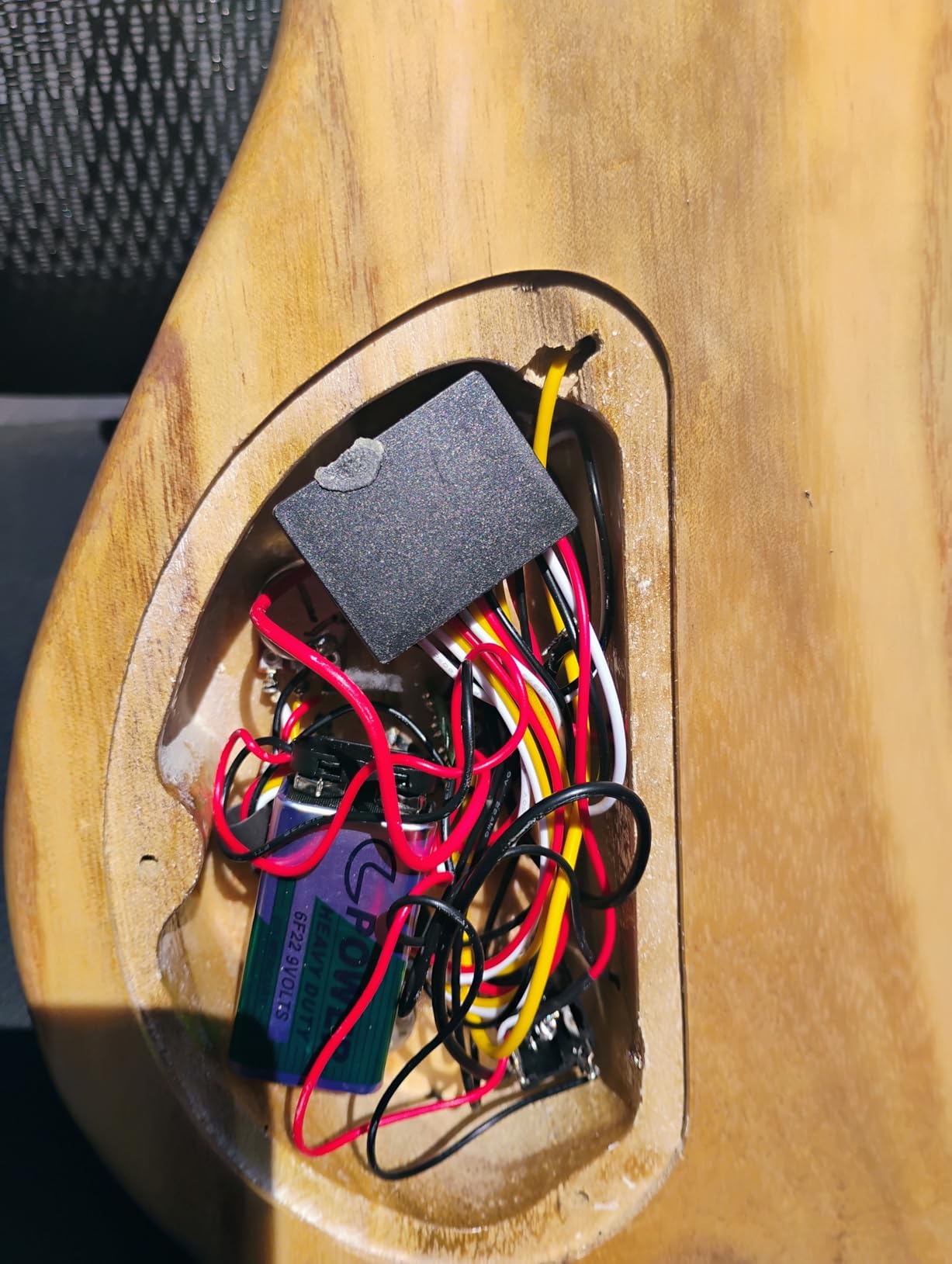 Ktaxon 5 String Electric Bass Guitar | Full Size 5 String Bass Guitar Kit | Standard Right Handed Bass Guitar Kit with Portable Gig Bag, Adjustable Strap, Cable, Pick & Wrench (Upgraded Natural) customer photo 1