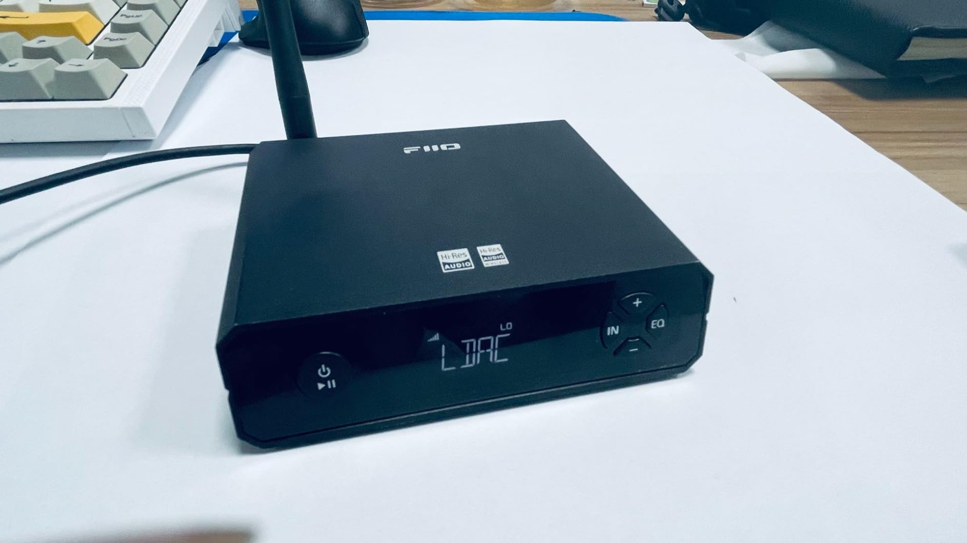 FiiO BR13 HiFi Bluetooth 5.1 Music Receiver Long Range Bluetooth Adapter with USB DAC, LDAC/aptX Low Latency, OLED Display & RCA Optical Coaxial Output for Home Stereo,PC/TV customer photo 2