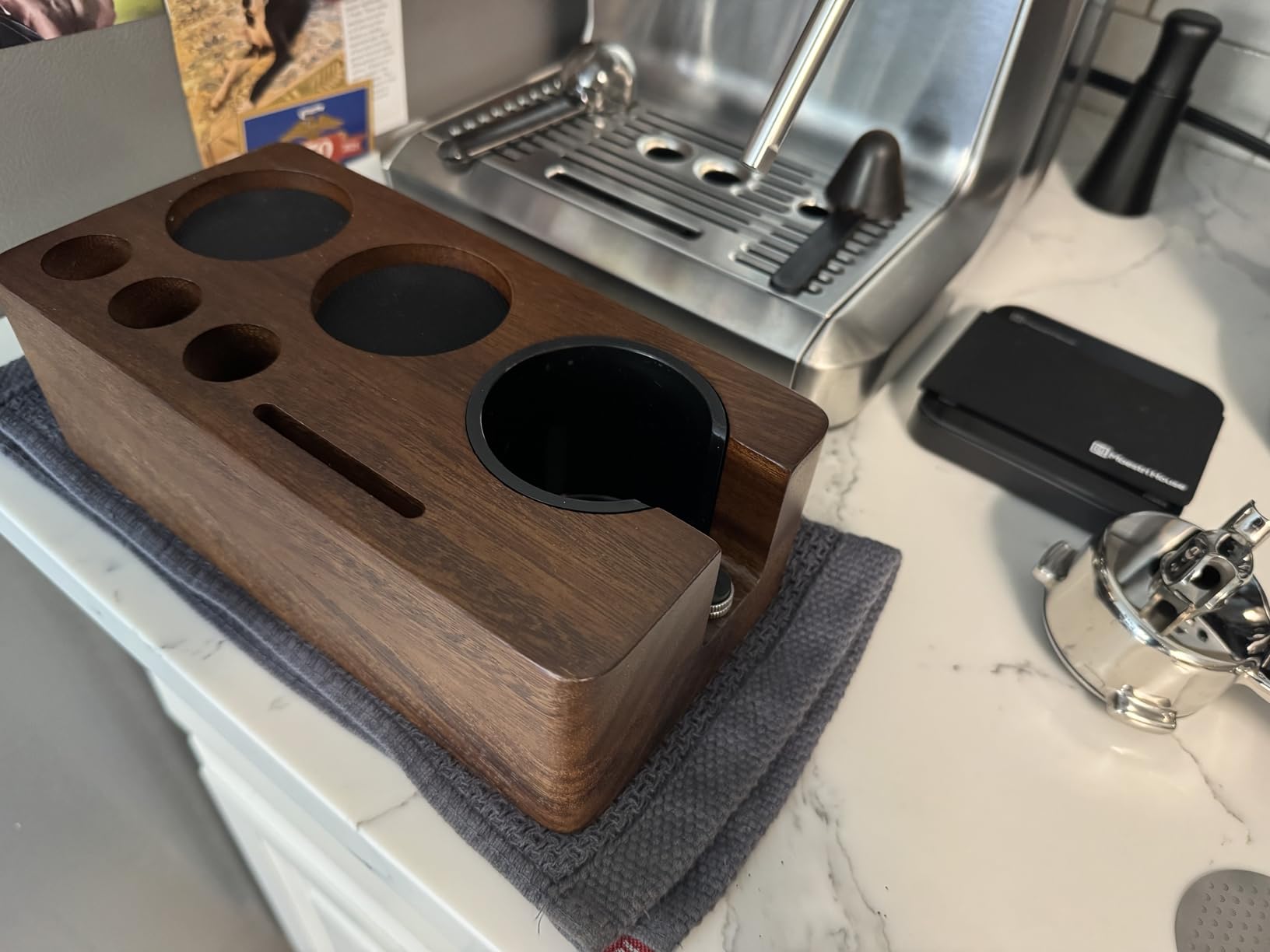 Espresso Tamping Station, Multifunctional Tamping Station, Non-slip Tamper Station, Espresso Station fit for storage 51-58mm Tamper Distributor Portafilter, Walnut Tamper Holder, Coffee Portafilter Holder customer photo 1