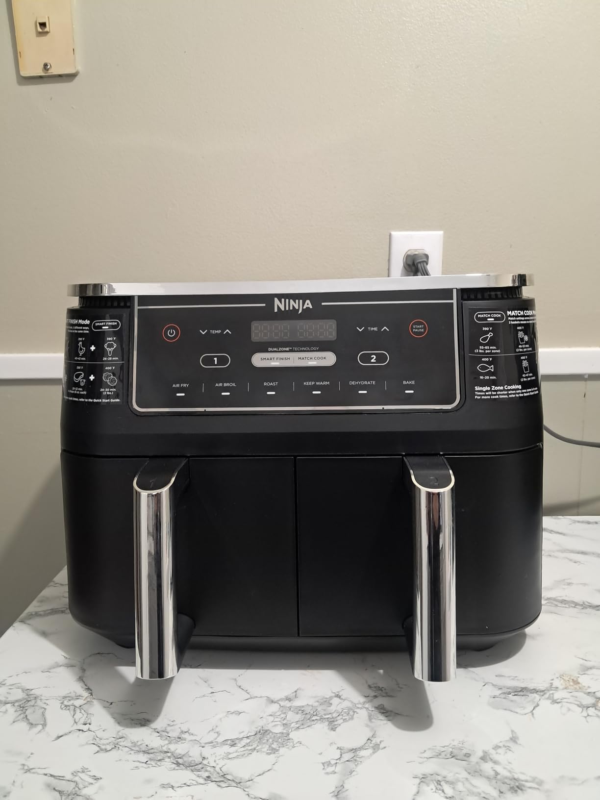 Ninja Foodi Air Fryer, 10 Qt DualZone, 6-in-1, Black, DZ302 | Air fry, broil, roast, keep warm, dehydrate, bake, 2x5 Qt baskets, Fits 8 lbs wings customer photo 1