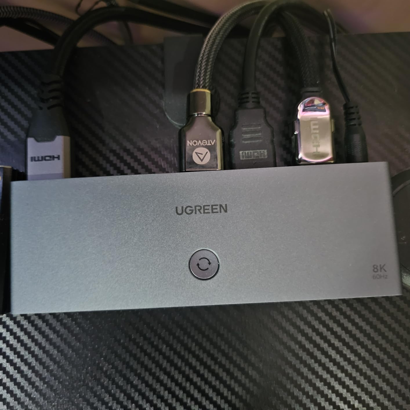 UGREEN 8K@60Hz HDMI Switch 5 in 1 Out, Aluminum, HDR10+, with Remote | 4K@240Hz, 40Gbps, VRR, CEC, Dolby, HDMI 2.1 Splitter, Compatible with PS5 Xbox Switch 2, Roku Apple TV, Fire Stick, HDCP 2.3 customer photo 1