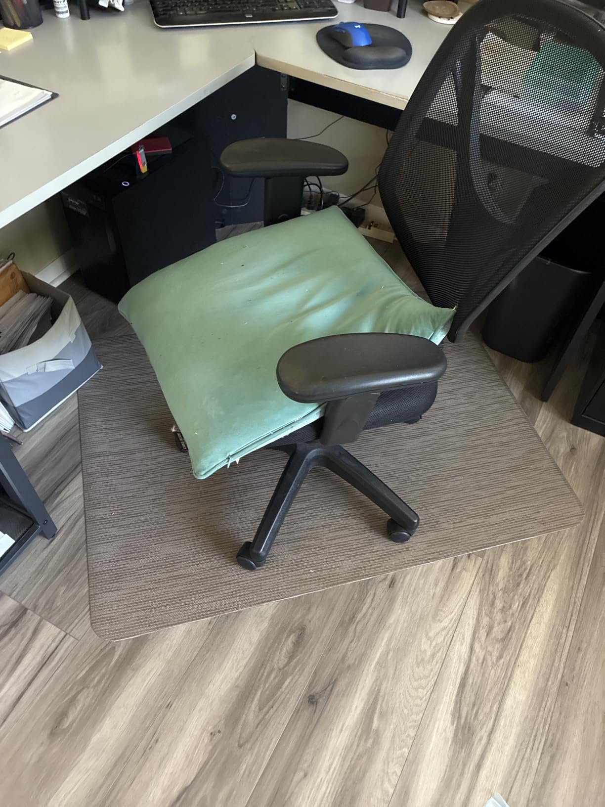 Blvornl Office Chair Mat for Hardwood Floors, Anti-Slip PVC, 36 x 48 Inch | Waterproof, easy to clean, suitable for hardwood, tile, laminate, Dark Grey, Rattan Woven Pattern, Durable Solid PVC Material customer photo 2