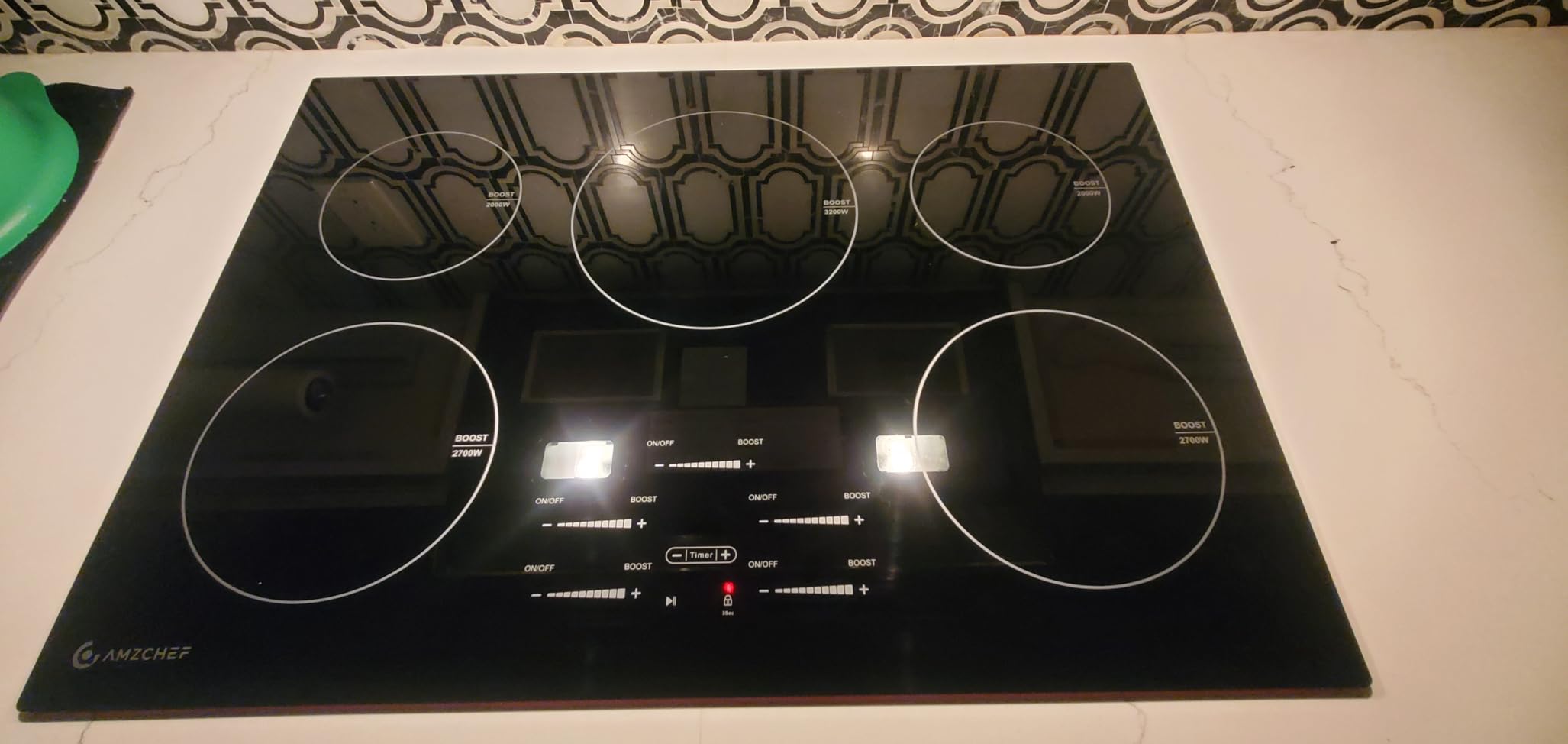 AMZCHEF 30 Inch Built-in Induction Cooktop, 9 Levels, 240V, No Plug, 10600W, 5 burners (2x2000W, 2x2700W, 1x3200W), Child safety lock, auto shut-off, overflow protection, Scratch-resistant glass customer photo 2