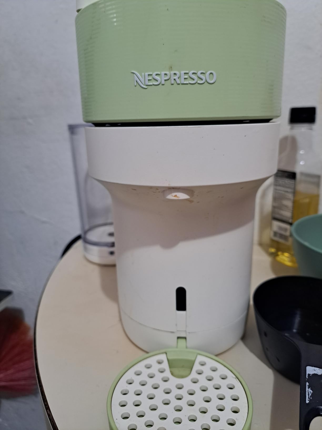 Vertuo Pop+ Coffee & Espresso Maker by Breville, Coconut White customer photo 1