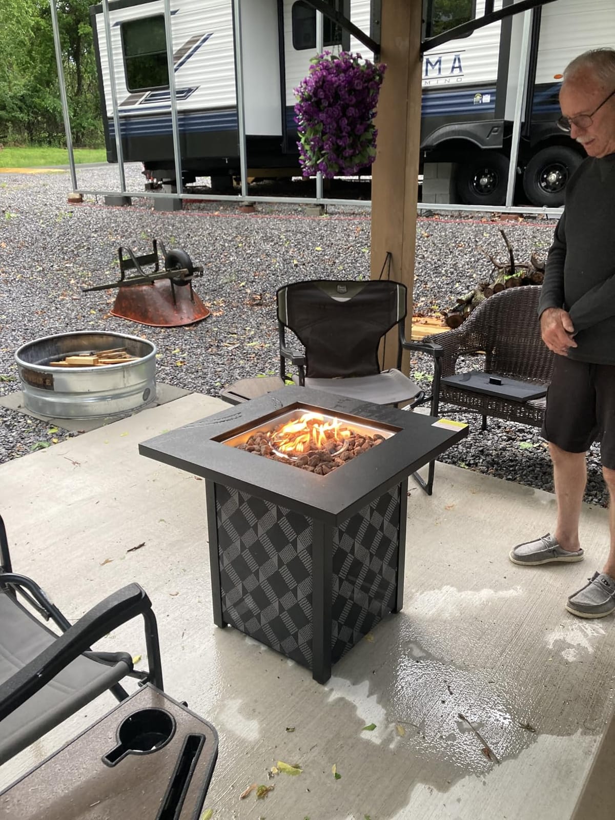 Ciays 42 Inch Gas Fire Pit Table, 60,000 BTU Propane Pits for Outside with Steel Lid and Lava Rock, 2 in 1 Firepit Table Gatherings Parties on Patio Deck Garden Backyard, Black customer photo 1