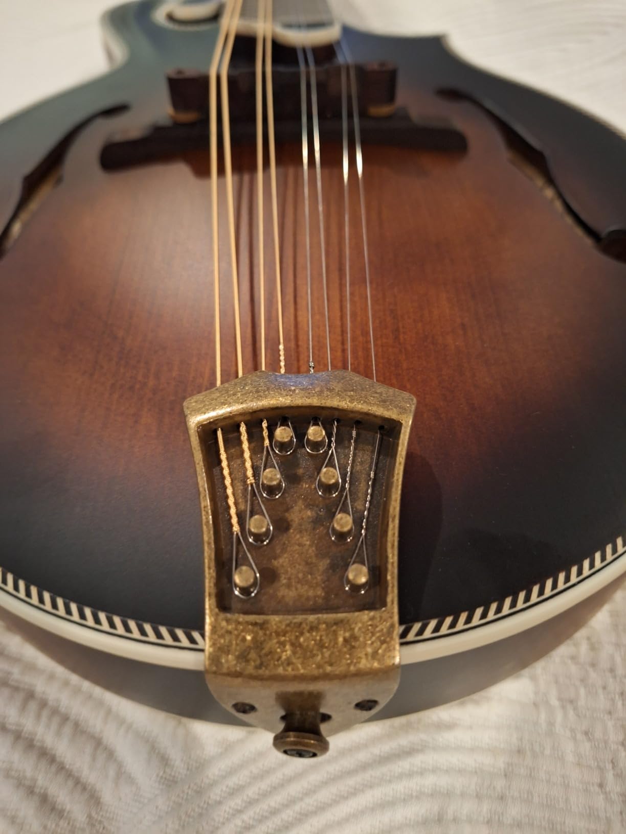 Vangoa F-Style Mandolins Instrument, Solid Spruce and Maple, 29-Fret, Ebony Fingerboard customer photo 2