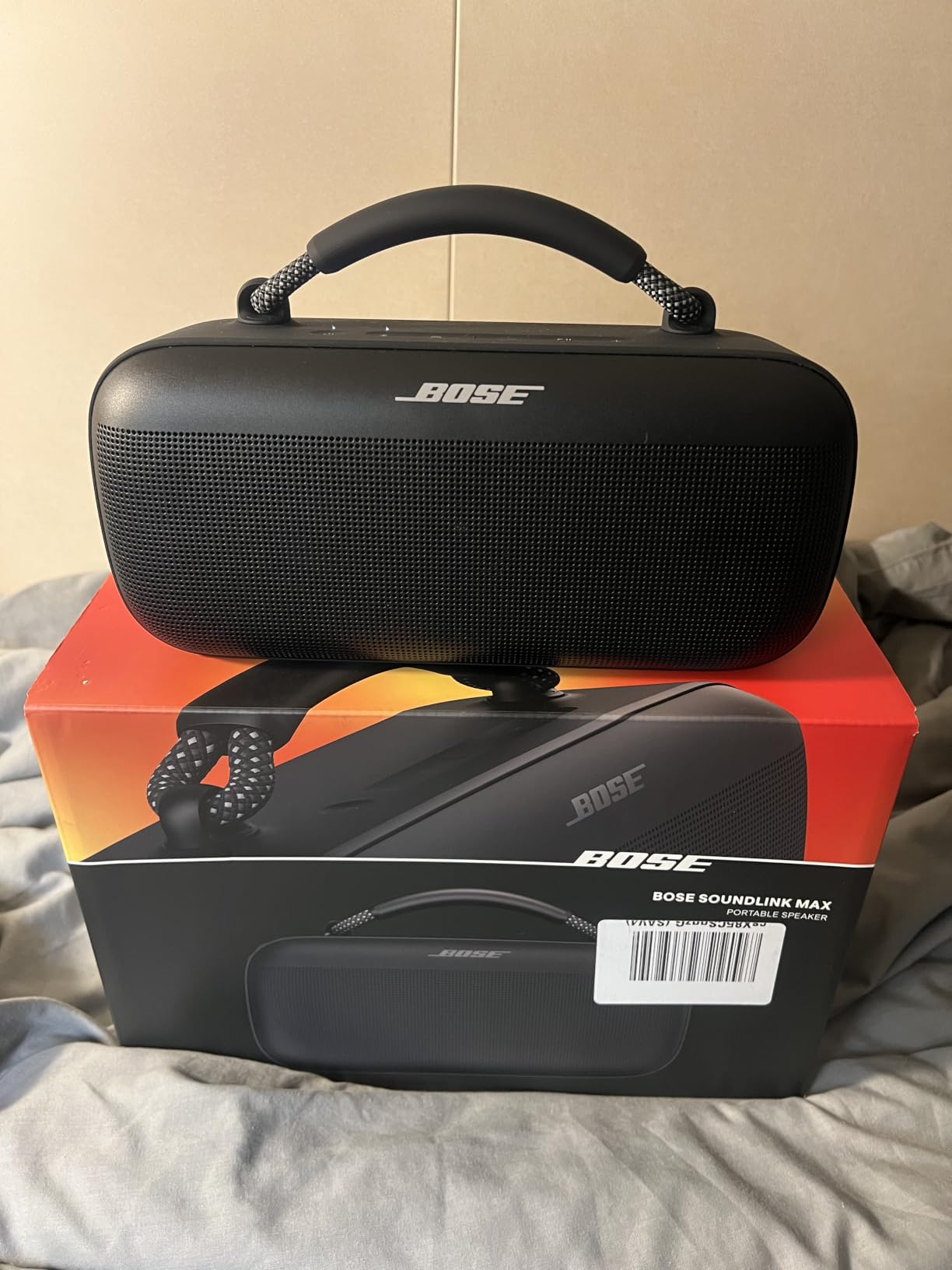 Bose SoundLink Max Bluetooth Speaker - Portable Wireless Party Speaker, IP67 Waterproof, Rope Handle, Up to 20 Hours of Playtime, Black customer photo 2