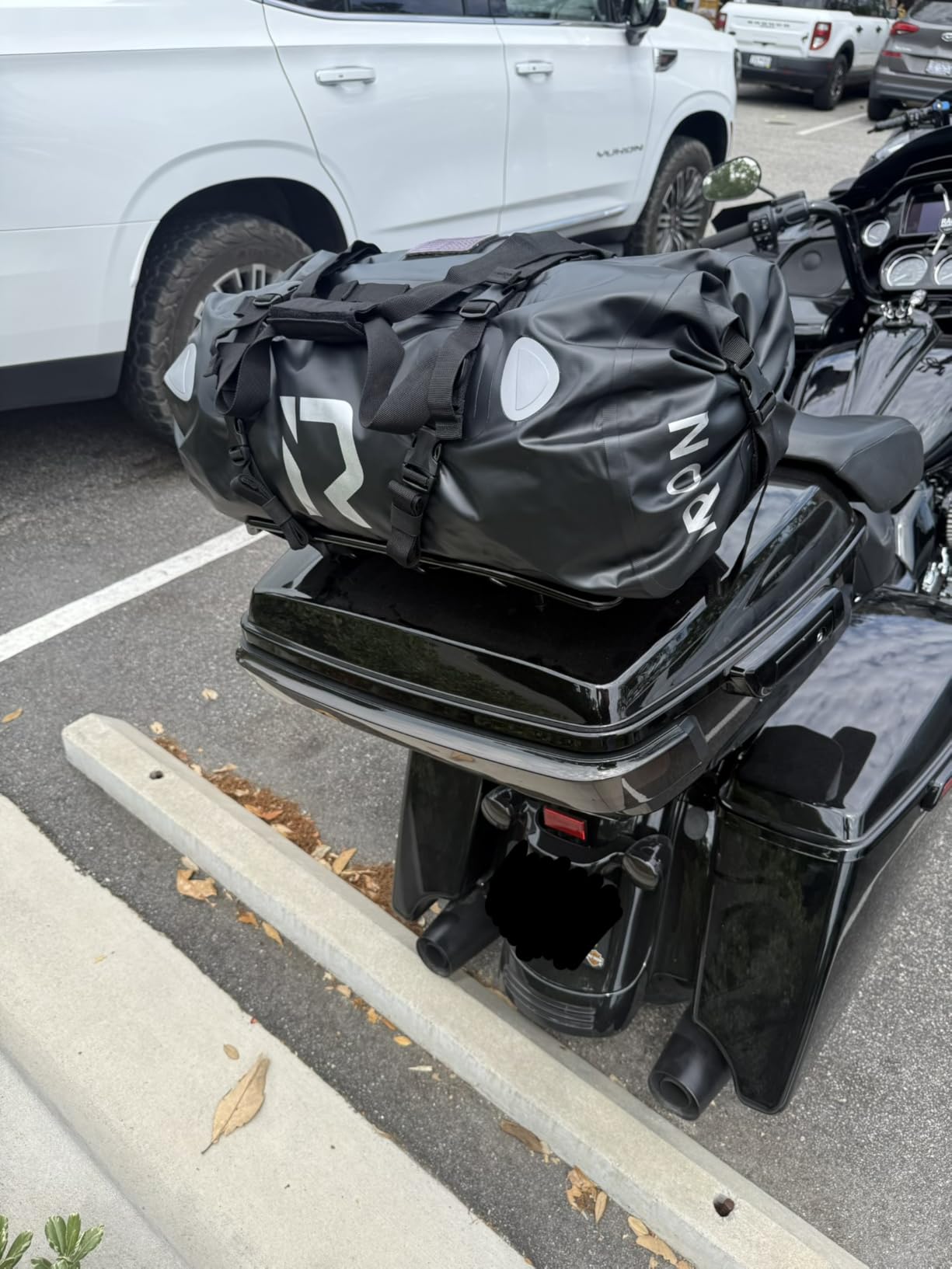 IRON JIA'S Motorcycle Dry Bag, Waterproof Duffel Bag with Roll-Top Closure | 30L Motorcycle Tail Bag, Fully Waterproof, Wet-Dry Storage, Quick Mounting, Air Valve, MOLLE, Reflective Trim customer photo 2