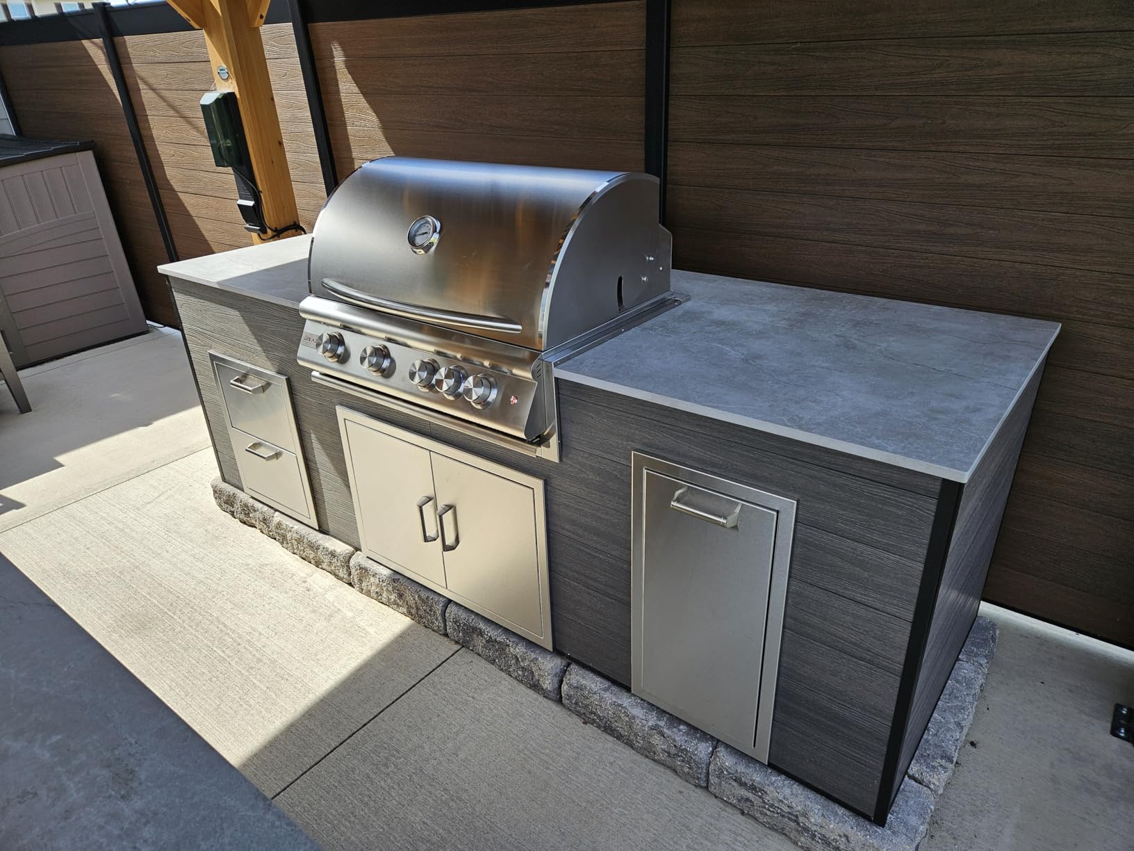 Blaze Premium LTE+ 32-Inch 4-Burner Built-In Propane Gas Grill | Stainless Steel Outdoor BBQ with Rear Infrared Burner, LED Control Knobs & Lift-Assist Hood | BLZ-4LTE3-LP customer photo 1