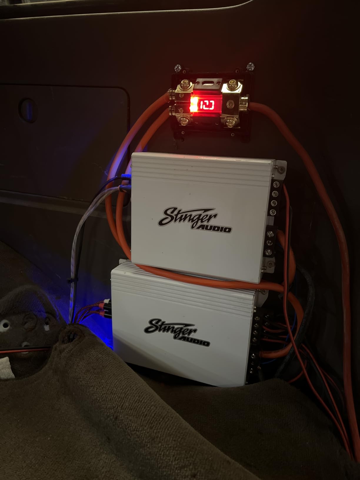 Stinger Audio MT-600.4M Marine 4-Channel 1000W Class D Car Audio Amplifier | Digital multichannel amp with bass knob remote control for boats & powersports vehicles, high/low crossovers with multiplier customer photo 1