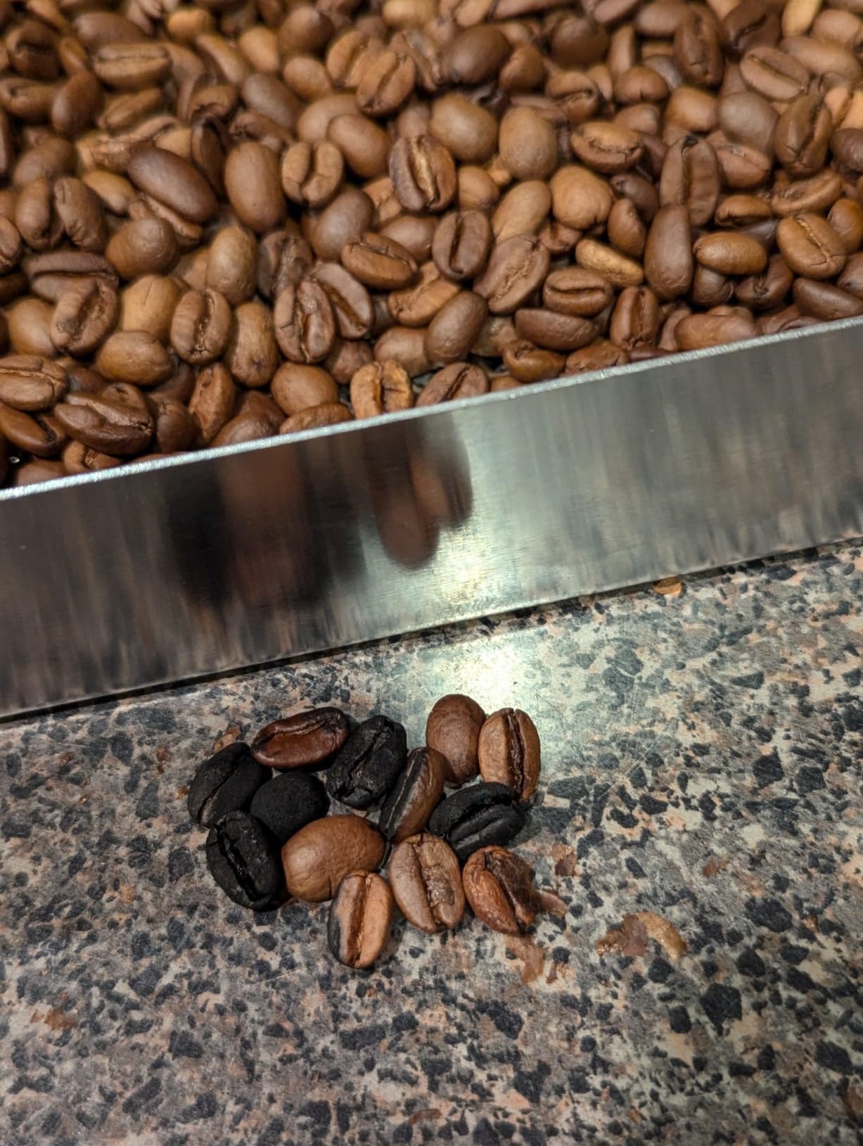 500g Automatic Coffee Roaster Machine for Home Use With Smoke Filter (Suitable for Light Roasting), The Smoke Pipes (Suitable for Medium and Dark Roasting) and Chaff Collector customer photo 1