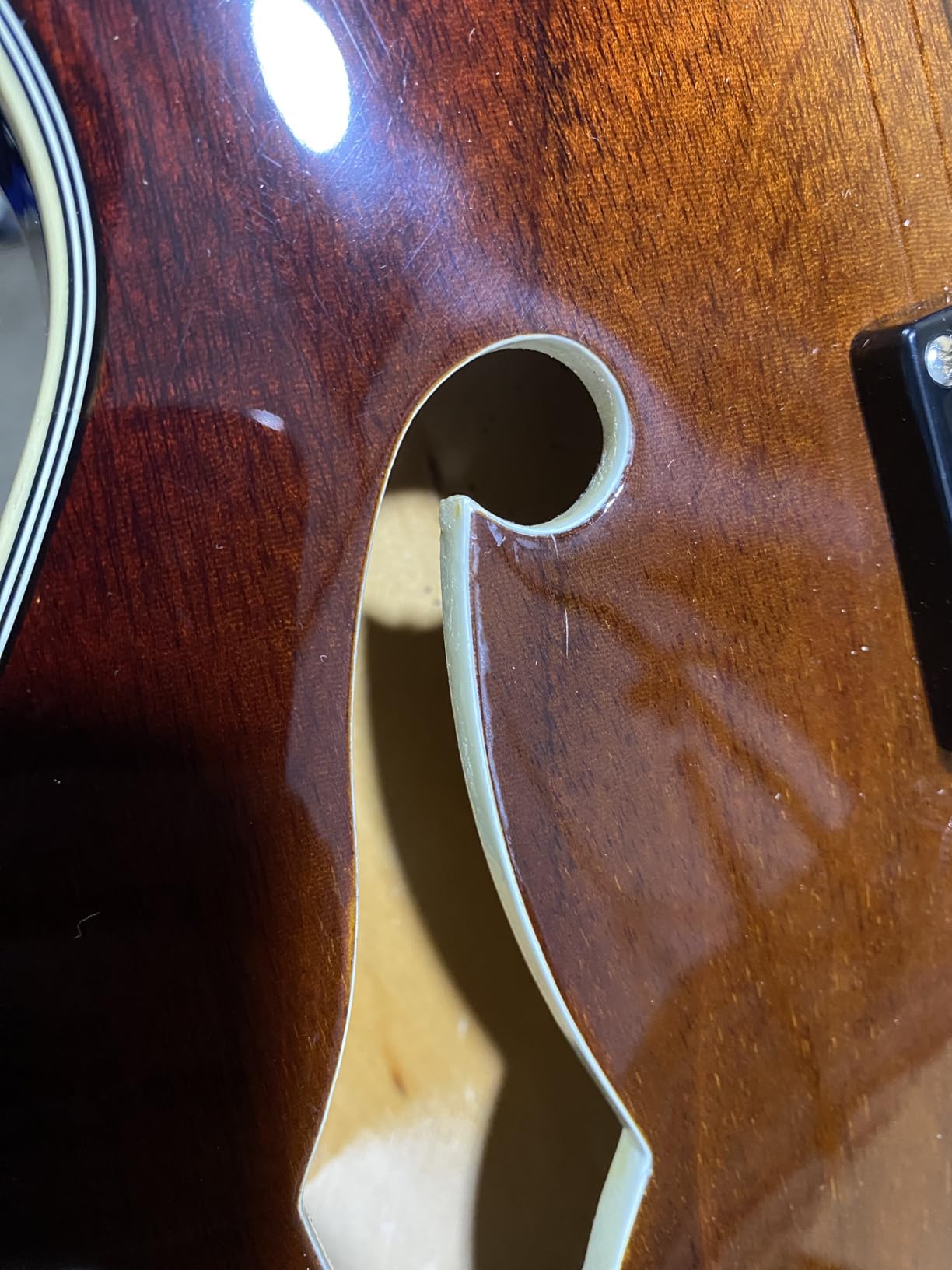 IYV-IJZ-300A TSB Jazz Solid hollow-Body Electric Guitar, Tobacco Sunburst customer photo 1