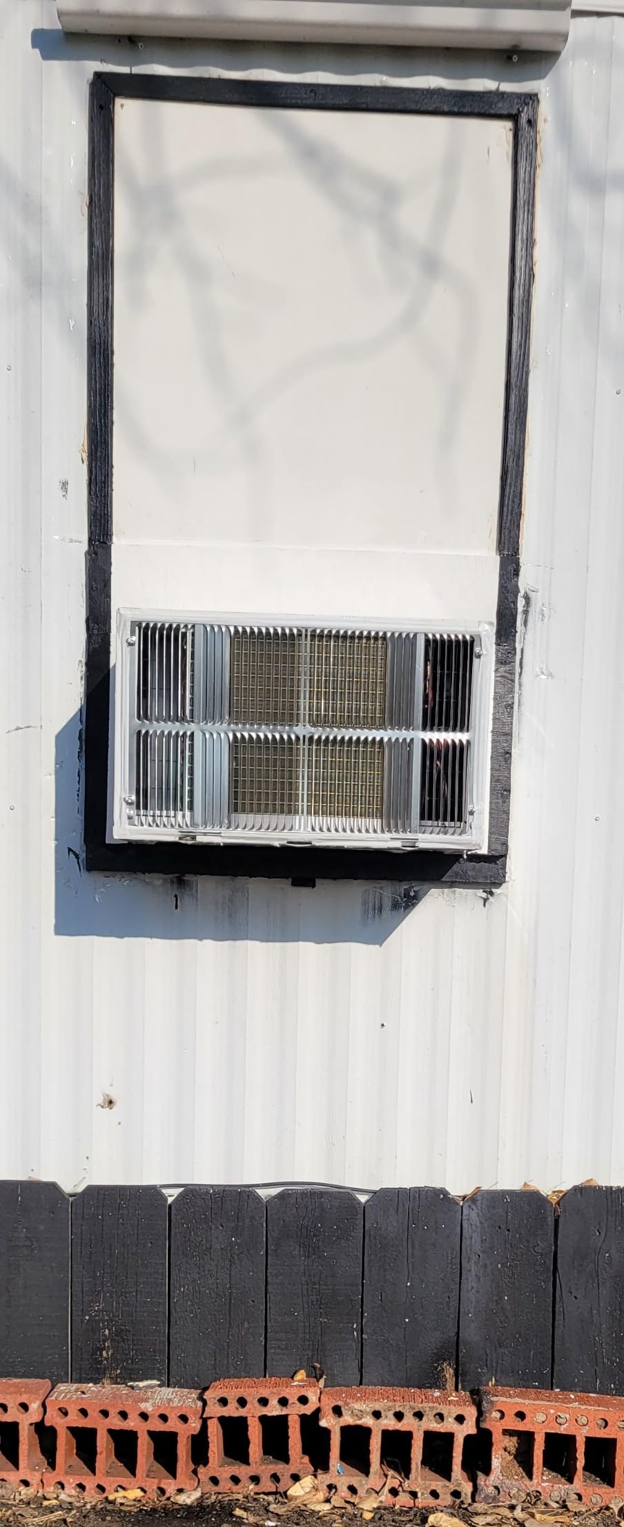 OLMO 12,000 BTU 230V Through-the-Wall AC & Heater, Built-In Smart Kit | Cooling & Heating, R-32 Eco-Friendly Refrigerant, Remote Included, 1 Ton customer photo 1