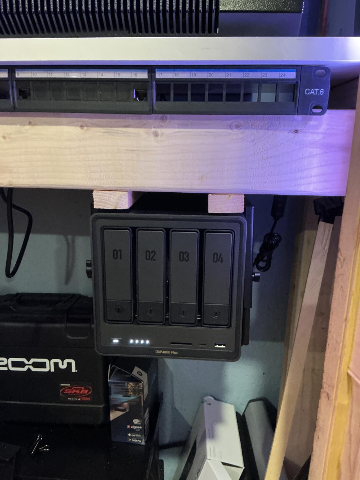 UGREEN NAS DXP4800 Plus 4-Bay NAS, Intel Pentium Gold 8505 5-Core CPU | 8GB DDR5 RAM, Built-in 128G SSD, 1x 10GbE, 1x 2.5GbE, 2x M.2 NVMe Slots, 4K HDMI, Desktop Network Attached Storage (Diskless) customer photo 1