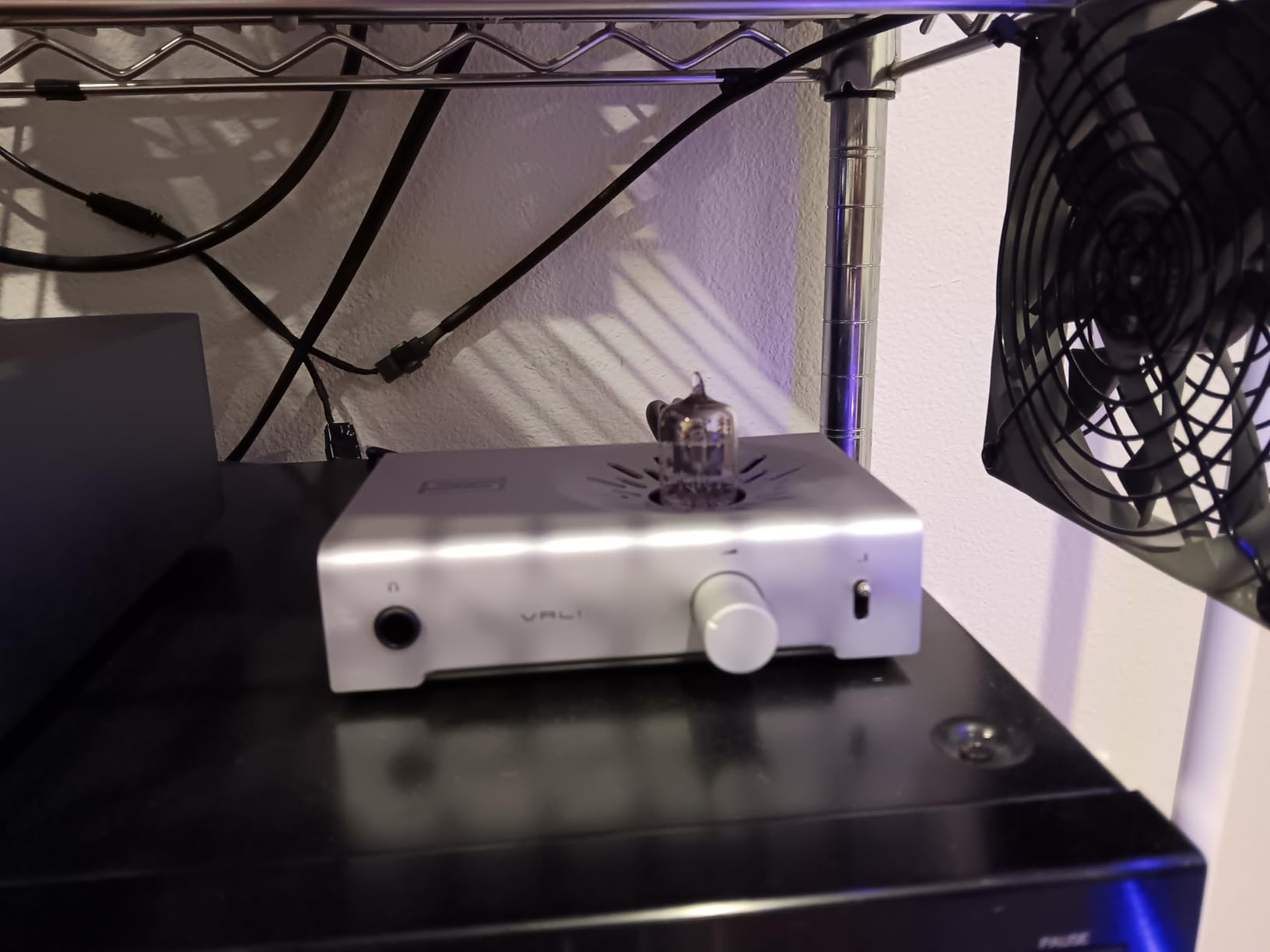 Schiit Vali 3 Tube Hybrid Headphone Amp and Preamp - Silver customer photo 1