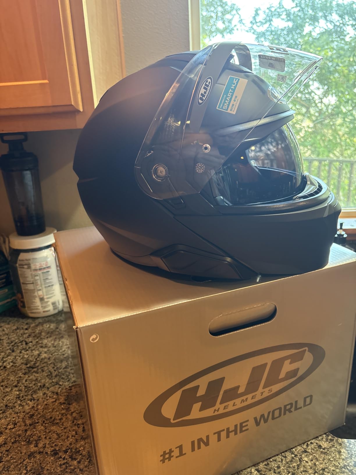HJC i91 Solid Modular Motorcycle Helmet with HJ-33 Pinlock Shield, DOT Approved (Semi Flat Black, Medium) customer photo 2