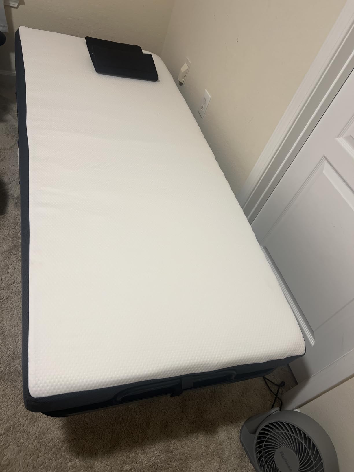 BEDLORE Queen Mattress Topper, Thick Pillow Top Mattress Pad | Stretchable Pockets Fit 6