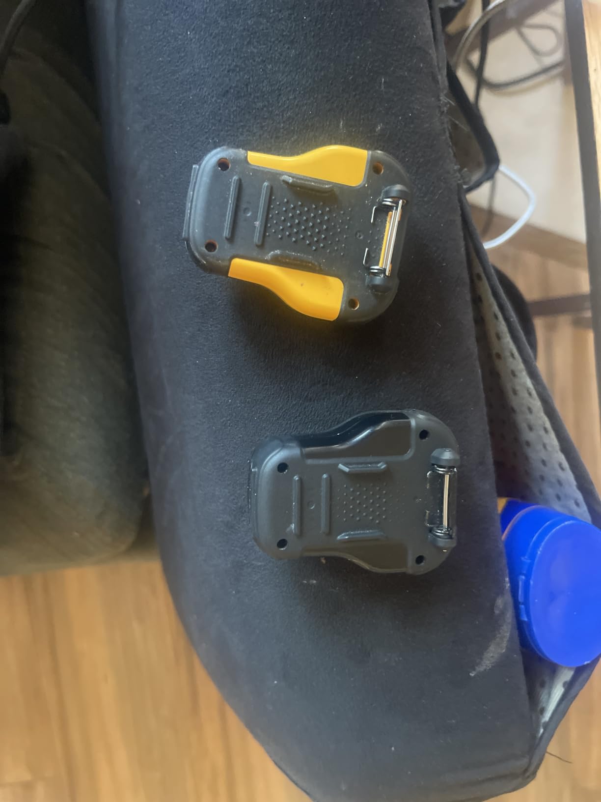 DEWALT Wearable Bluetooth Speaker, Clip-On Wireless Jobsite Pro, Water-Resistant Portable Speaker with Built-in Mic customer photo 2