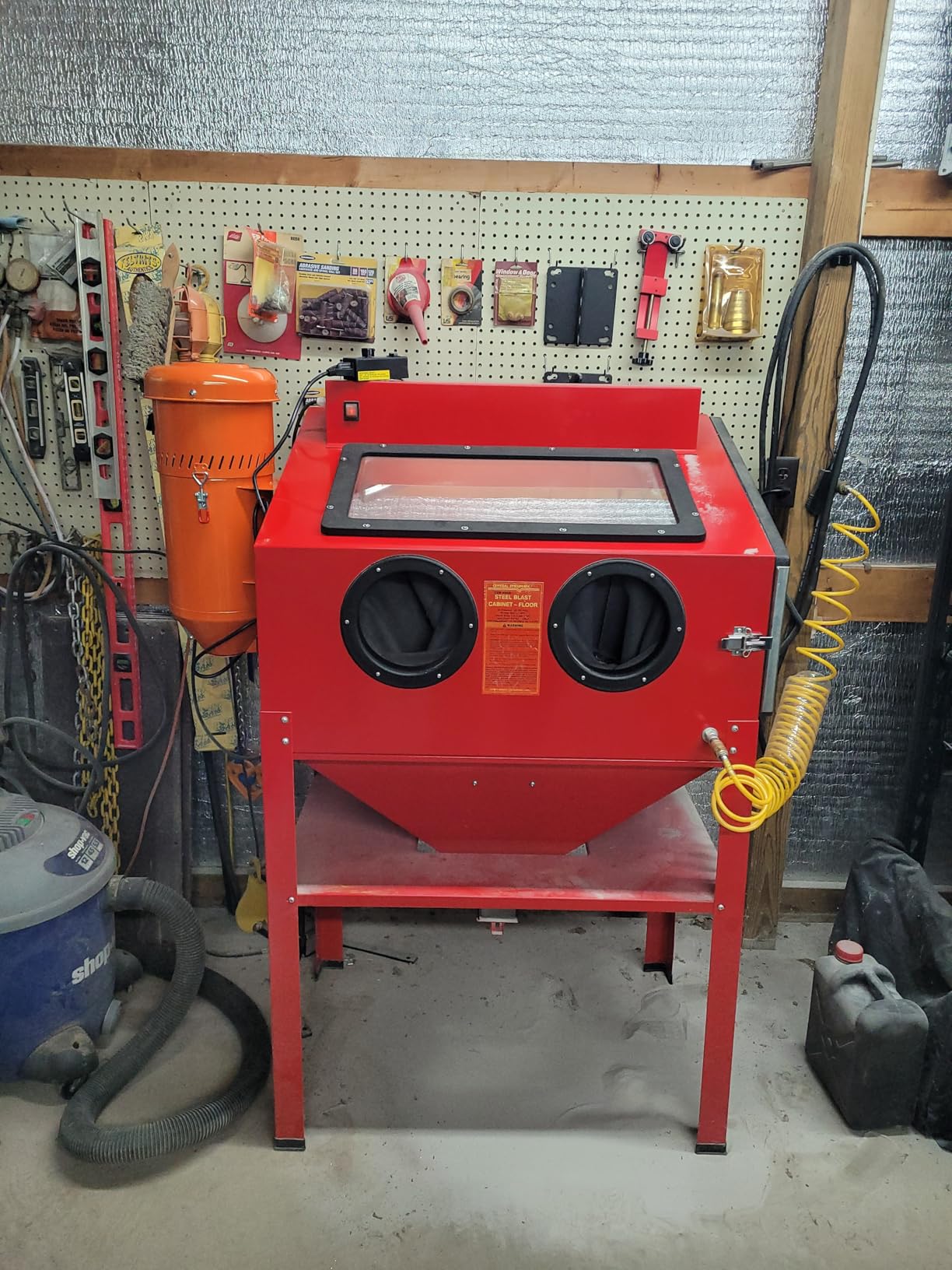 90 Gallon Sandblasting Cabinet with 1.8 Gallon Dust Collection System, 40-120PSI Sand Blasting Cabinet with Stand, Heavy Duty Sand Blaster with Blasting Gun & 4 Nozzles for Paint, Rust Removal customer photo 2
