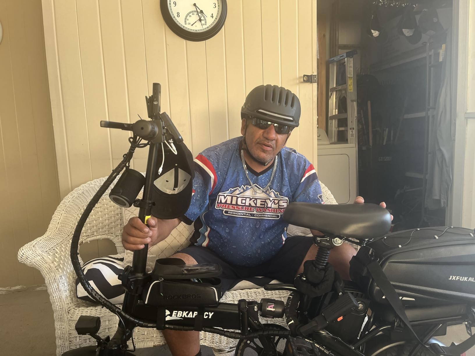 Bike Helmet with Bluetooth, Smart Bike Helmet with Built-in Speakers customer photo 2