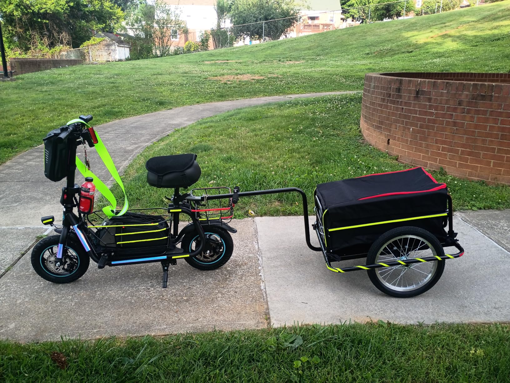 Gyroor Electric Scooter with Seat for Adults 20 Miles Range | 550W Motor, Pet Basket, 18.6 MPH Speed, 12