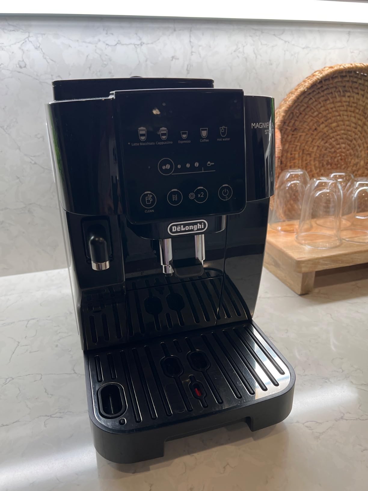 De'Longhi Magnifica Start Automatic Espresso Machine, Milk Frother, Black | Built-In Grinder, Easy to Clean customer photo 2