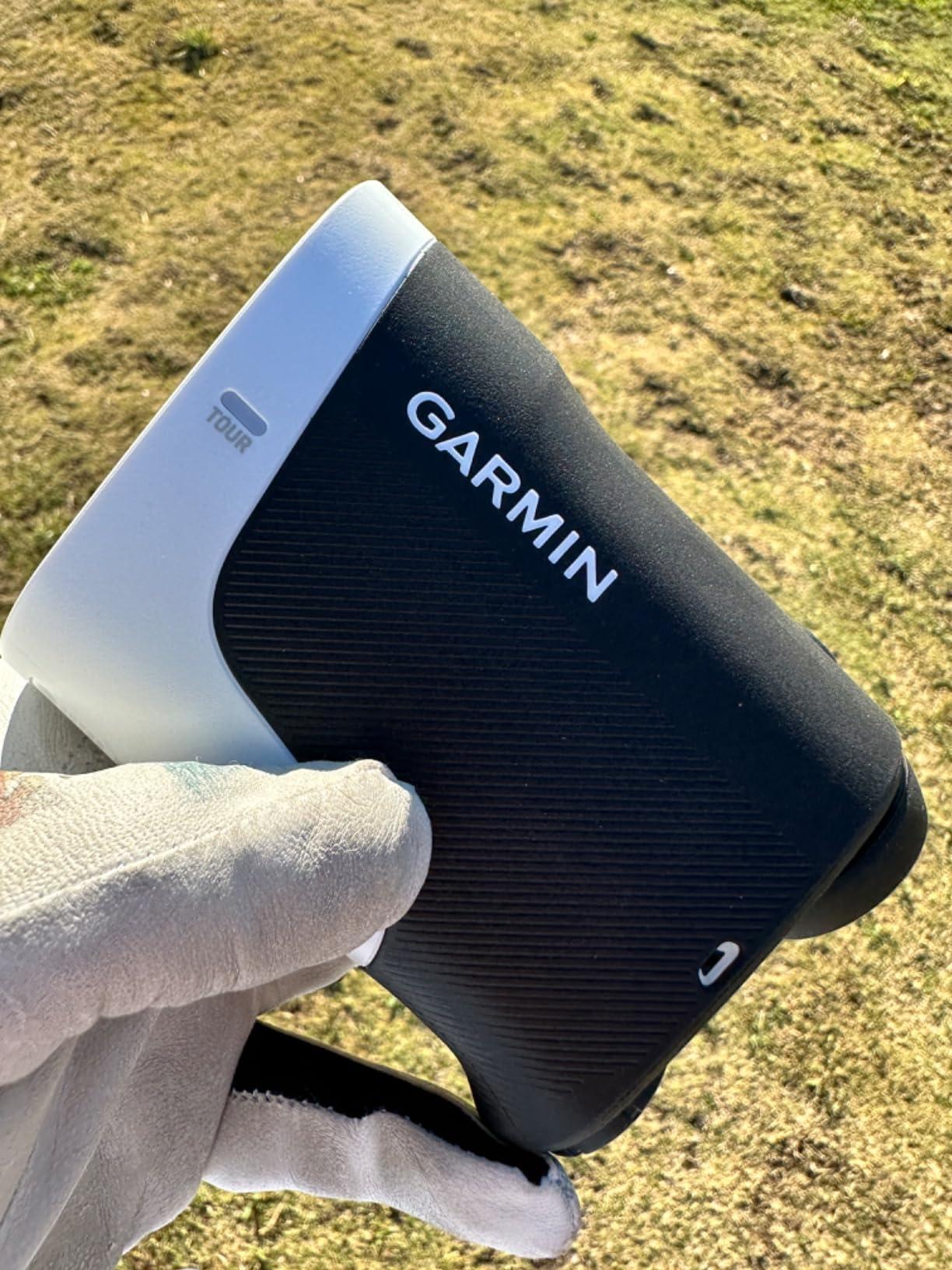 Garmin Approach Z30, Golf Laser Range Finder | Easy-to-Read OLED Display, Range Up to 400 Yards customer photo 1