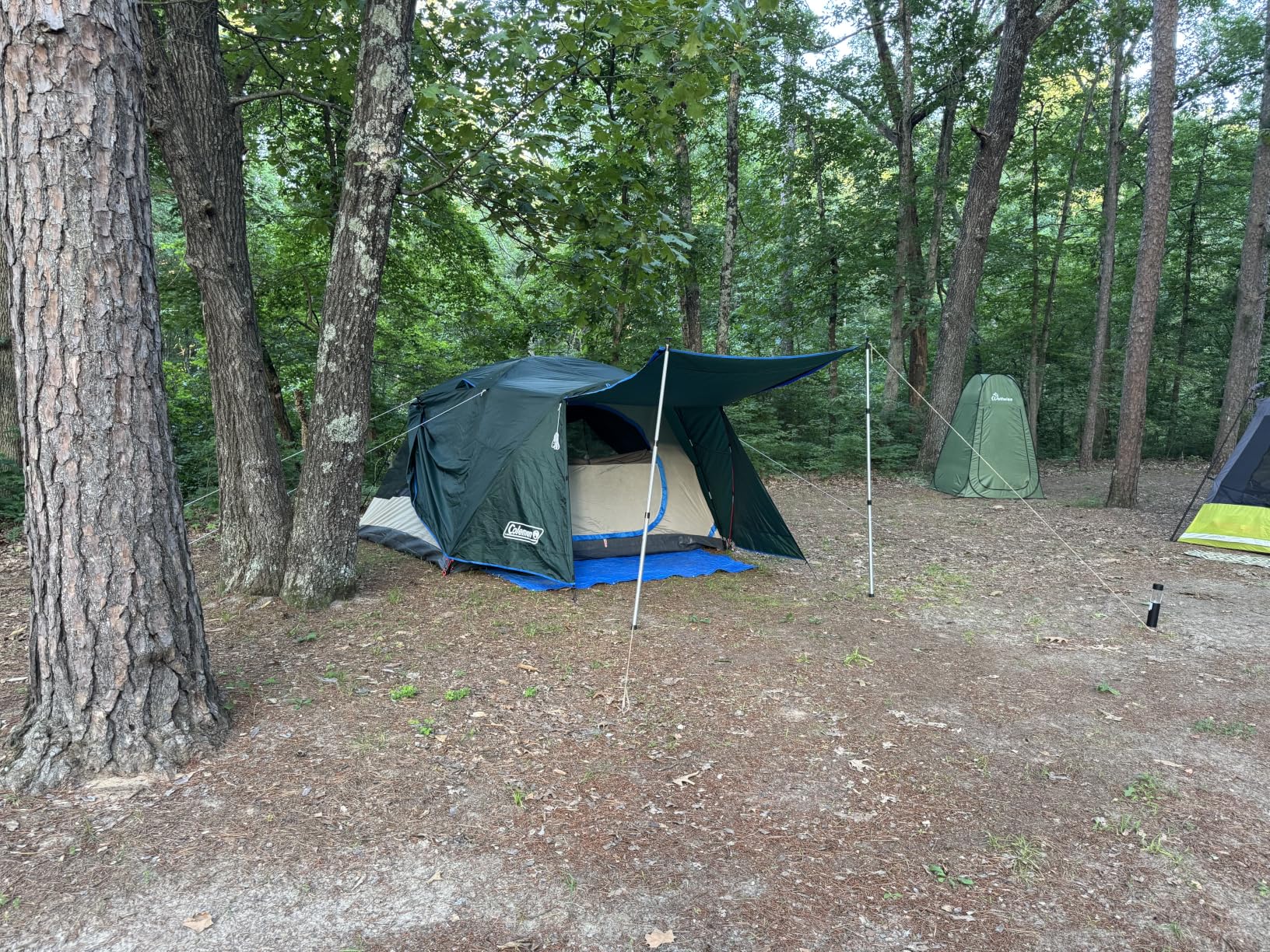 Coleman Skydome Tent with Full-Fly Weather Vestibule, Weatherproof 4/6 Person Tent Sets Up in 5 Minutes & Protects from Water, 20% More Headroom Than Traditional Shelters customer photo 1