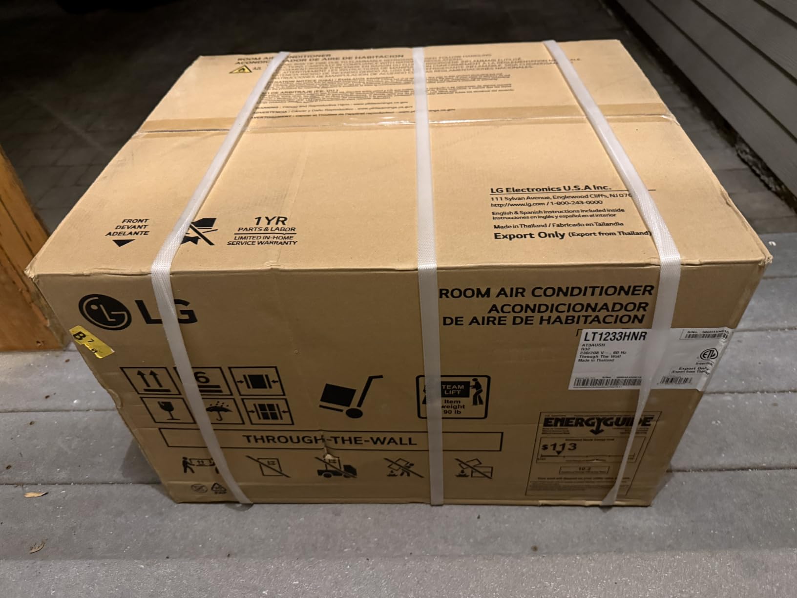 LG 11,800 BTU Through the Wall Air Conditioner and Wall Heater, 230/208V, Cools 550 Sq.Ft., Perfect for Bedroom, AC Heater Unit with Remote, Multiple Speeds, 4-Way Air Deflection customer photo 1