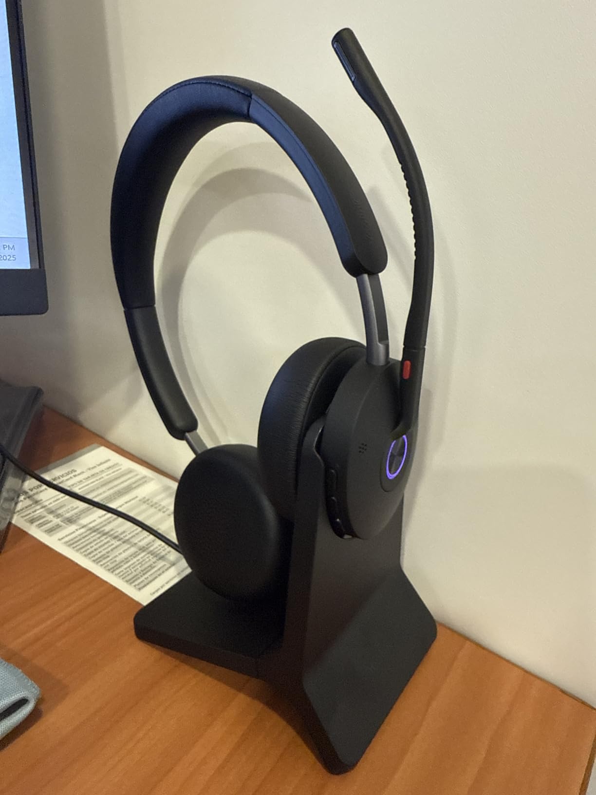 Yealink BH74 with Stand ANC Wireless Headset with Microphone for PC, Bluetooth Headset Noise Cancelling with 6 AI Mic, 32H Talk Time & Mute Button, Microsoft Teams Premium Open Office Certified for Work customer photo 1