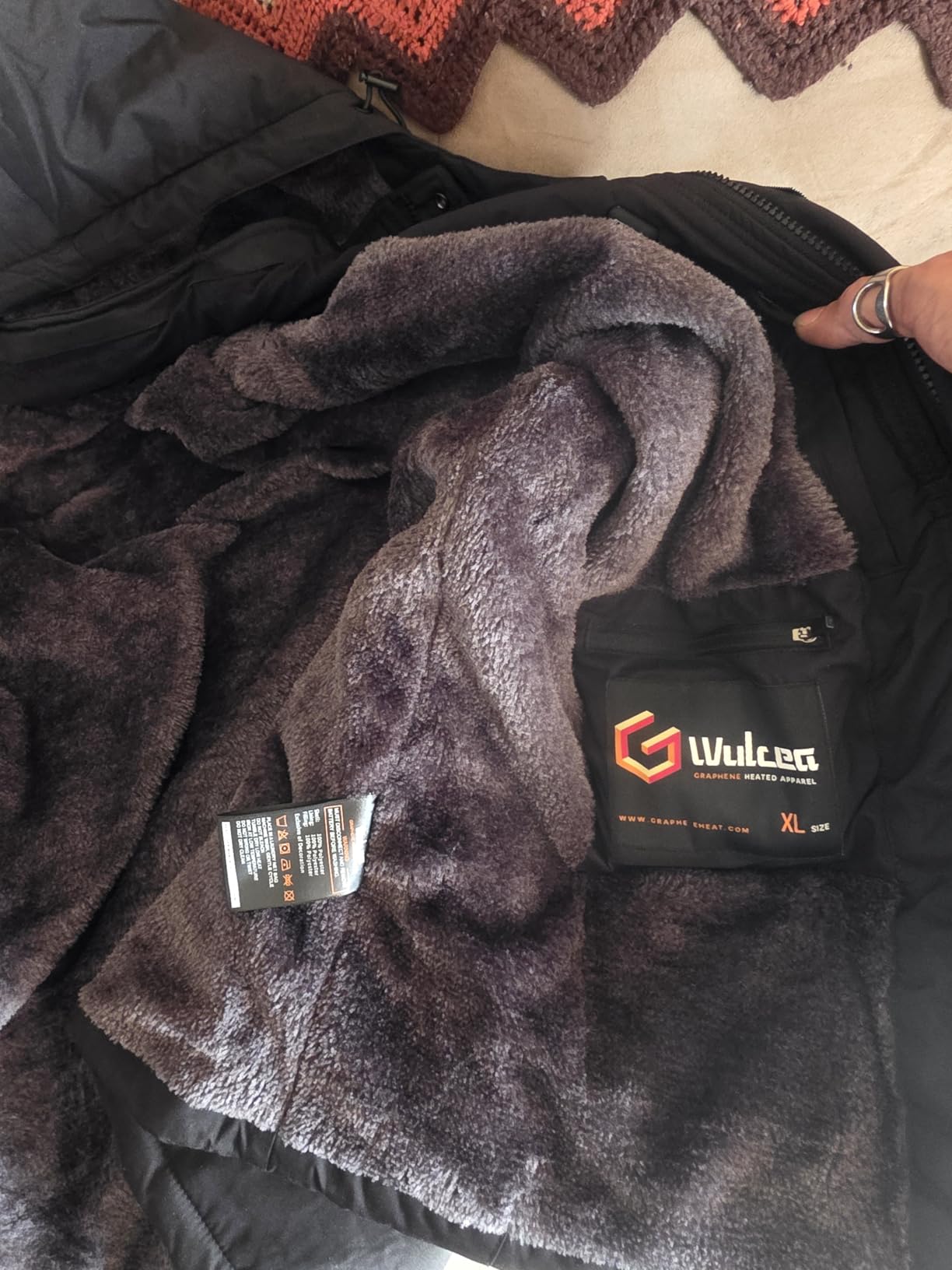 Graphene Heated Jacket for Men Fur Lined with Large Capacity Battery Pack customer photo 1