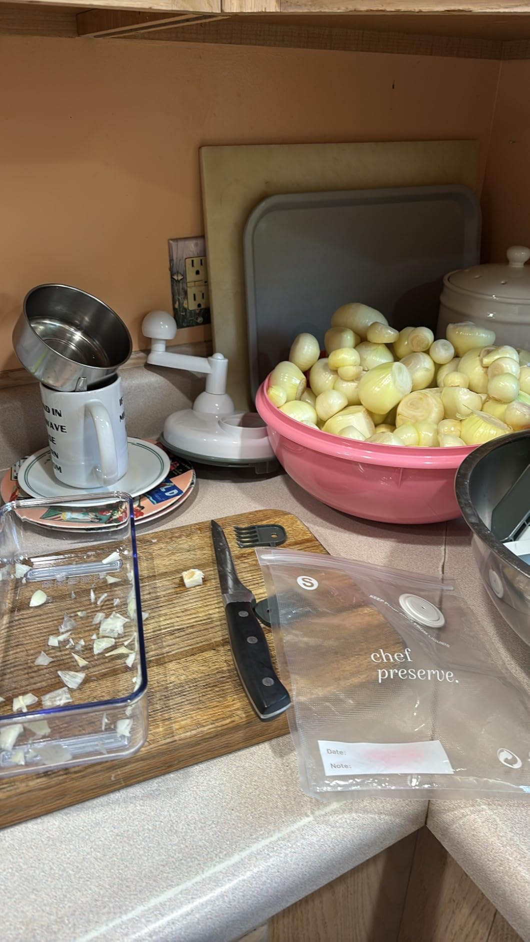 Mueller Vegetable Chopper Mandoline Slicer, Food Veggie Chopper | Cheese Grater, Onion Vegetable Cutter with Container, Dicer, Kitchen Gadgets & Essentials, White Sand/Grey customer photo 1