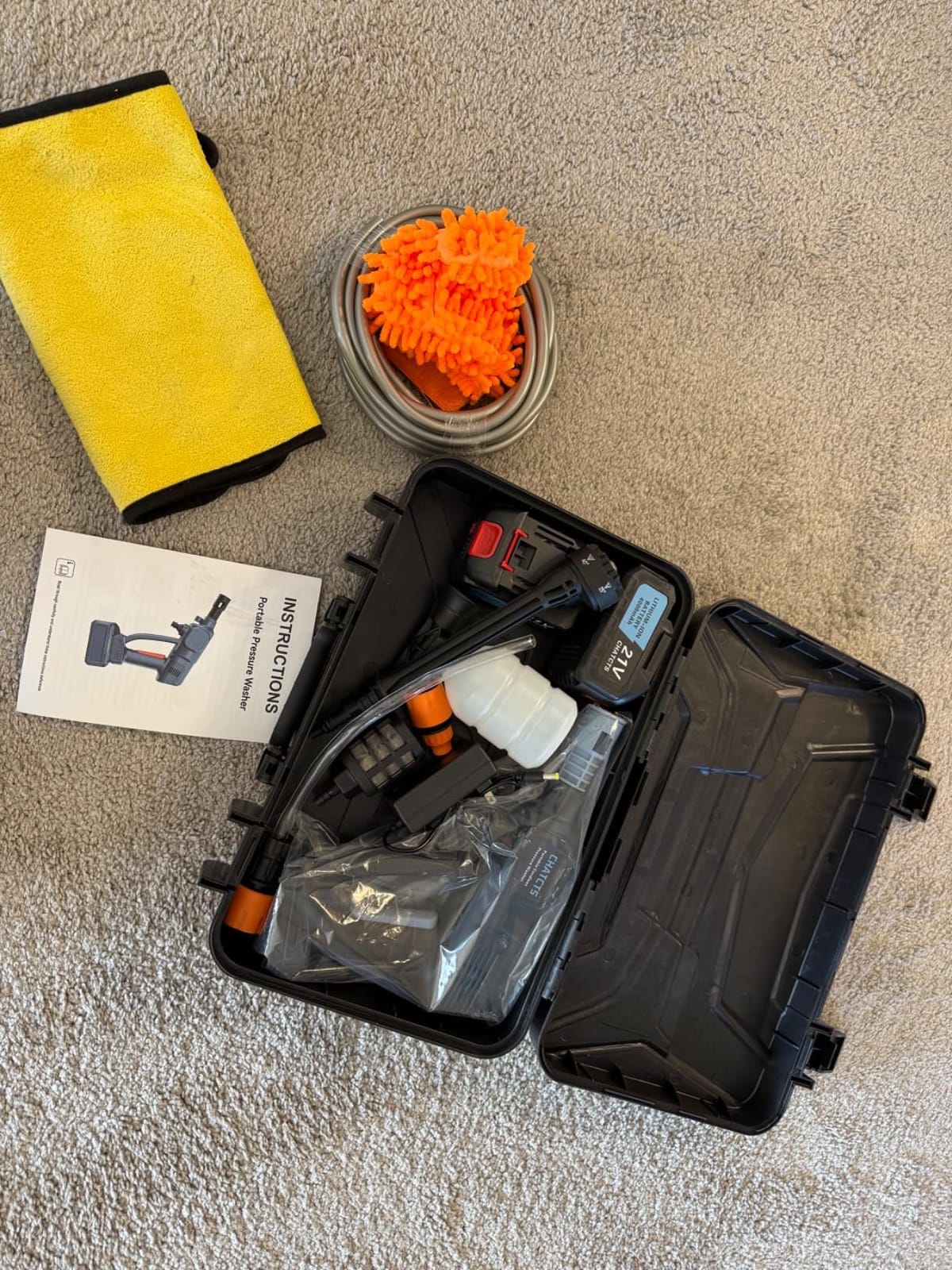 Portable Cordless Washer, Car Washer with 2 Batteries | 6 in 1 Nozzle, 5 Meter Hose customer photo 2