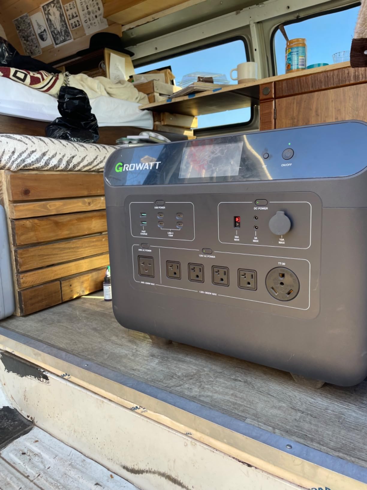 GROWATT HELIOS 3600 Portable Power Station, 3600Wh LFP Solar Generator | Expandable up to 36kWh capacity, 240V/7200W AC Output, Delivers steady electric power for whole house backup emergency use customer photo 2