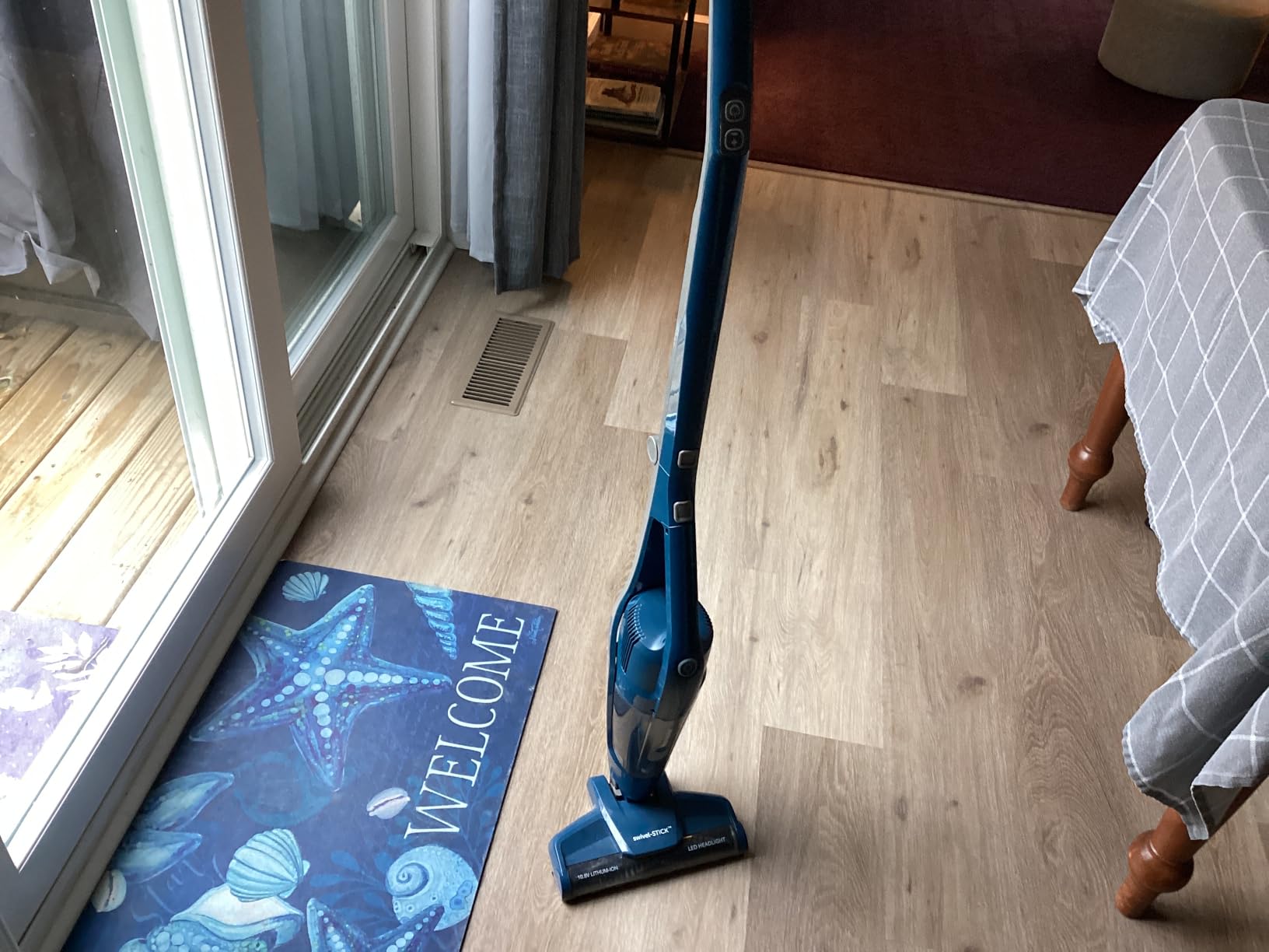 Vacmaster Portable 10.8V 2-in-1 Cordless Stick Vacuum Cleaner | Lightweight, 2-Speed Power Control, LED Headlight, for Hardwood Floor, Carpet & Pet Hair - VSD1001 customer photo 2