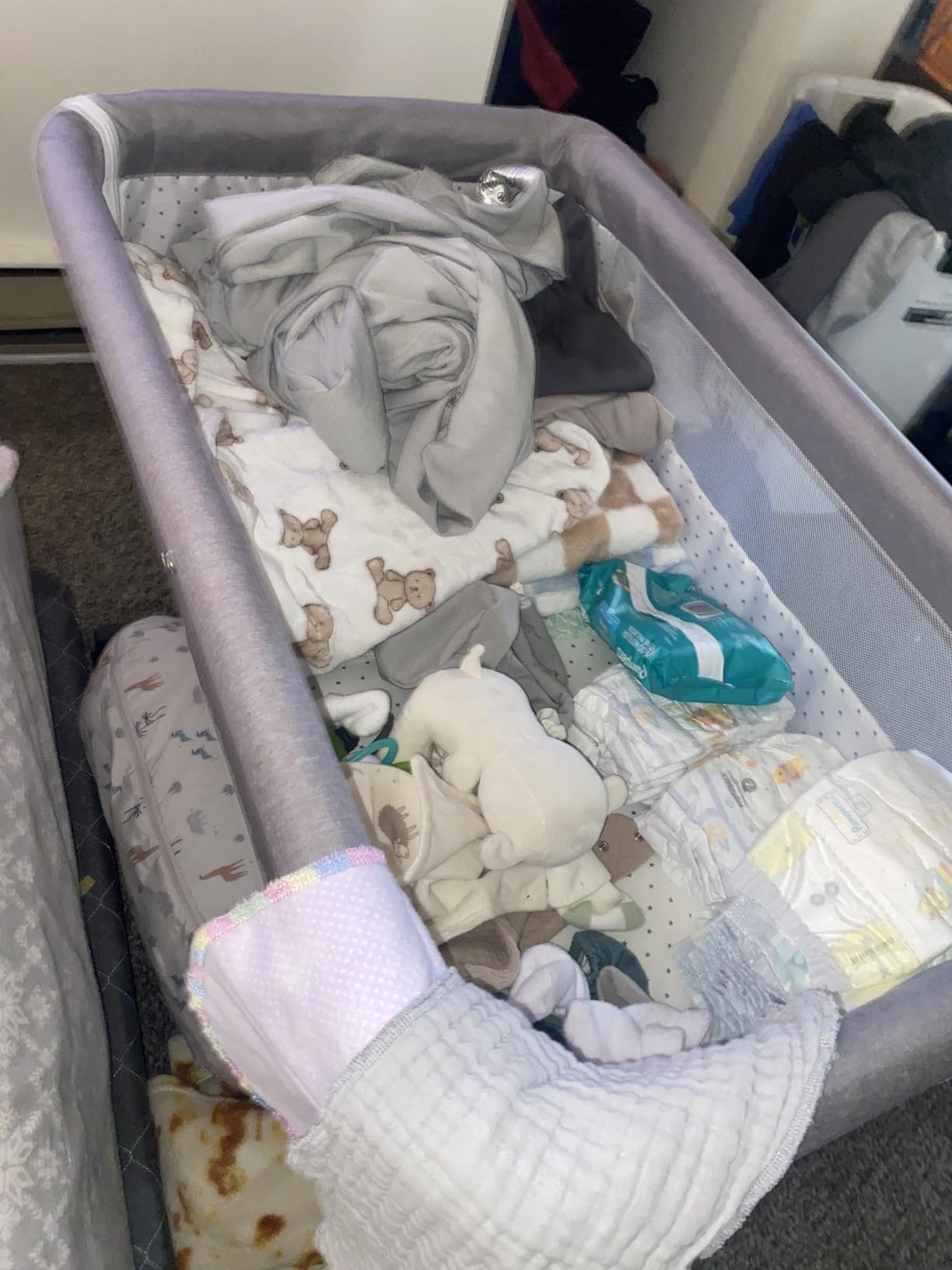 Semphis Baby Bassinet, 3 in 1 Bassinets Bedside Sleeper, Adjustable Height Bedside Sleeper with Rocking Mode, Breathable Mesh, Storage Basket, Wheels, Easy Assemble & Folding (Gray) customer photo 1