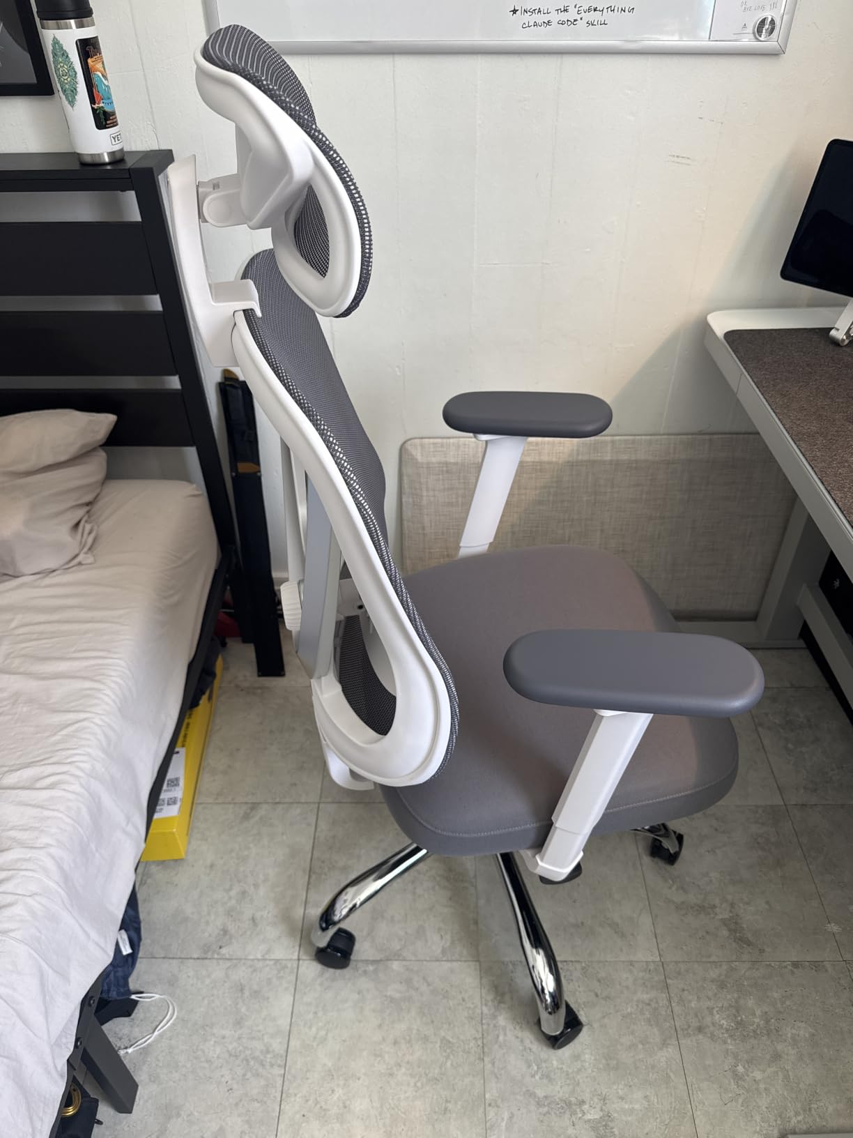 HOLLUDLE Ergonomic Mesh Office Chair - 3D Adjustable Lumbar Support & 3D Armrests, V-Shaped Back, Adjustable Desk Chair for Office & Home, Black customer photo 2
