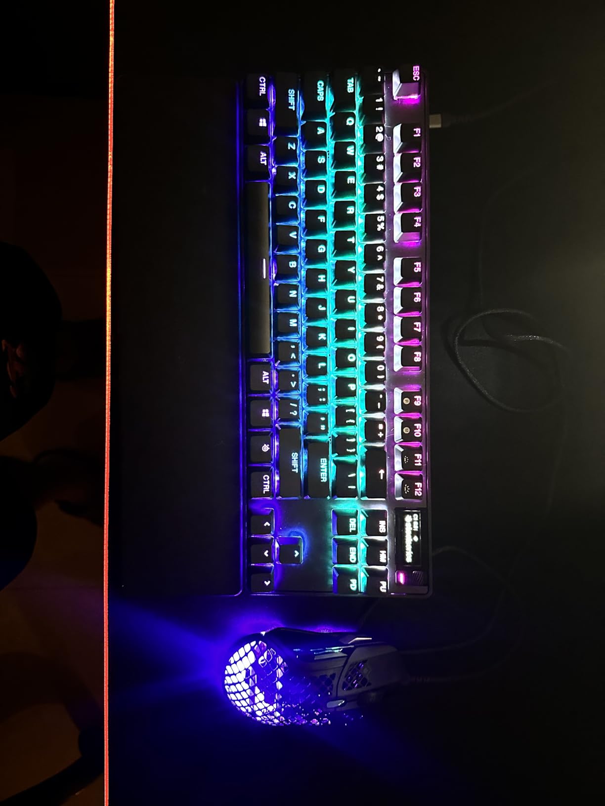 SteelSeries Apex Pro TKL Gen 3 Gaming Keyboard - OmniPoint 3.0 Analog Magnetic Switches, Quickset Auto-Presets (Rapid Trigger, Rapid Tap/SOCD, Protection Mode), OLED, RGB, PBT Keycaps, USB-C, Black customer photo 1
