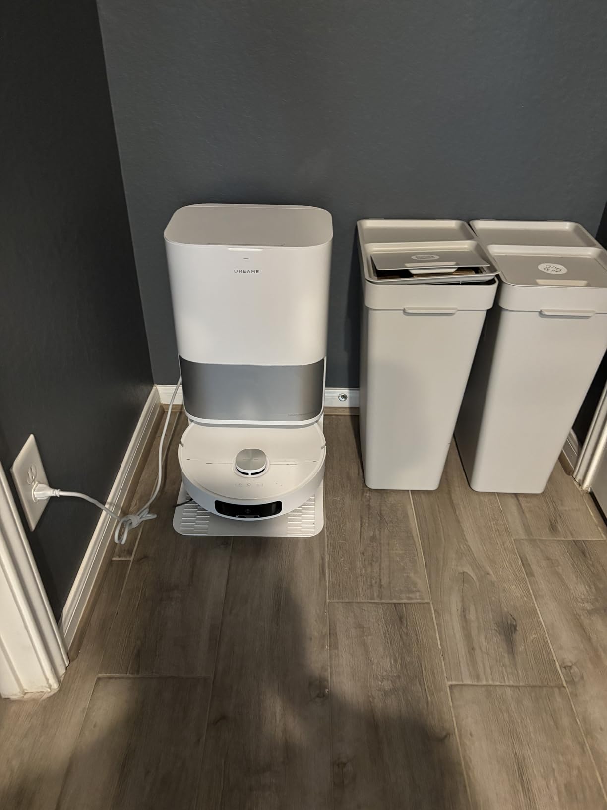 DREAME L10s Ultra Gen 2 Robot Vacuum and Mop, 10,000Pa Suction, MopExtend Tech, All-in-One Base Station, 75 Days Auto-Empty, Mop Self-Washing&Drying, Smart Obstacle Avoidance, Carpet Cleaning customer photo 1