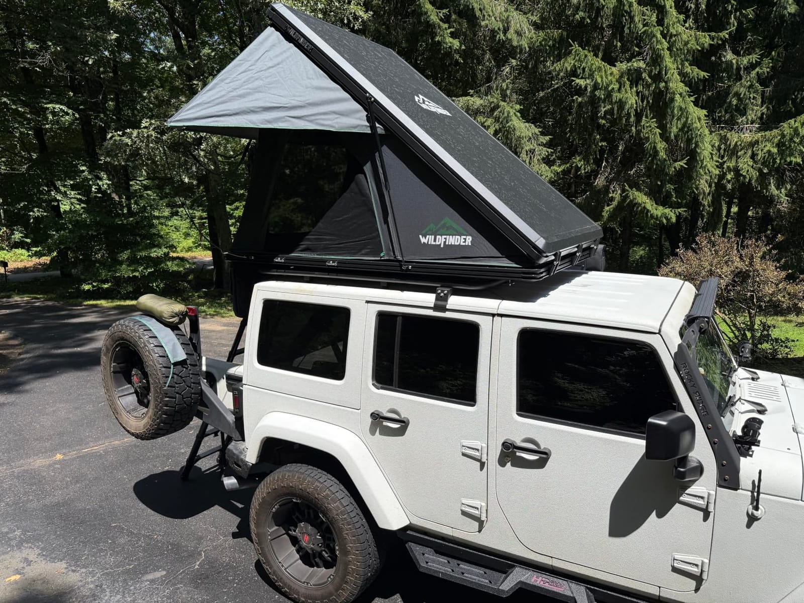 WildFinder Rooftop Tent, Hard Shell Roof Top Tent for Jeep SUV Truck Van | Aluminum Pop Up Roof Tent with LED Light Strip, Camping Car Roof Tent for 2-3 Person, Hardshell Rooftop Tent customer photo 1
