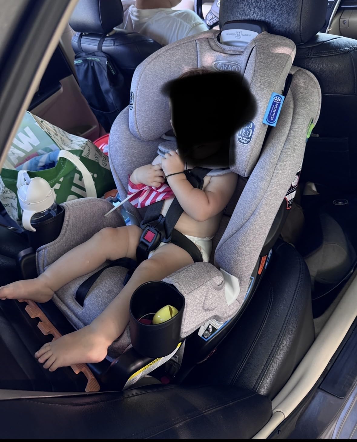 Graco Extend2Fit Convertible Car Seat, Rear and Forward Facing Car Seat with Adjustable Extension Panel for Extra Legroom, Great Gift for Baby Shower or Baby Registry, Gotham customer photo 2