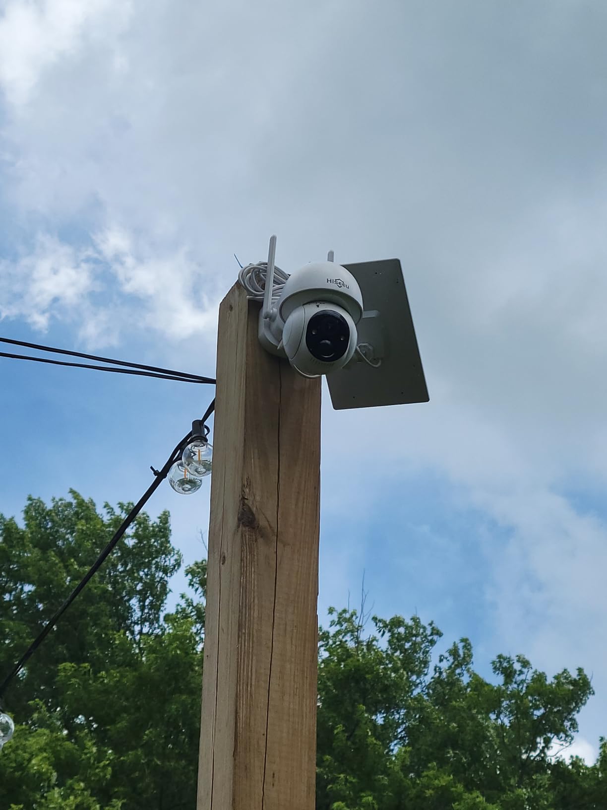 Hiseeu Solar Camera Wireless Outdoor, Home Security Camera System, 500GB HDD | 2.4G & 5G WiFi, Solar-Powered, 4MP, 4 Cam-Kit, Color Night Vision, 360° View, Pan & Tilt, Local Recording, No Subscription customer photo 1