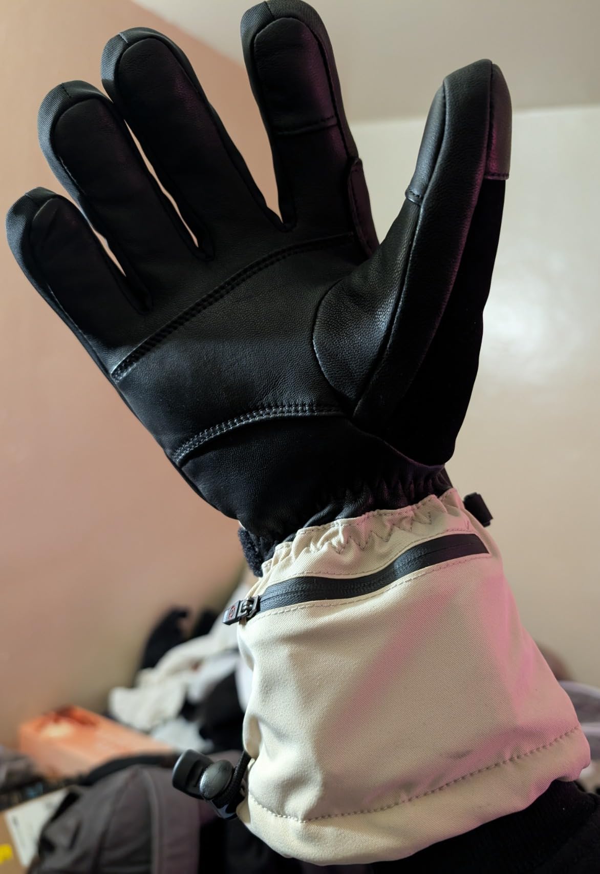 SAVIOR HEAT Heated Gloves for Men Women 2.0, App Electric Rechargeable Ski Gloves with 3M Thinsulate, PD 20W Fast Charging & 12H Runtime, Waterproof Goatskin Skiing Motorcycle Outdoor customer photo 1