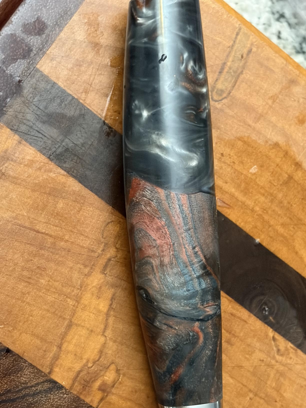 8'' Japanese Chef Knife, Razor Sharp Hand-Forged Damascus VG10 Steel Core | Kurouchi Forged Finish, 67-Layer Damascus Cladding, For Professional & Home Chefs, Leather Sheath Included, Premium Gift Box customer photo 1